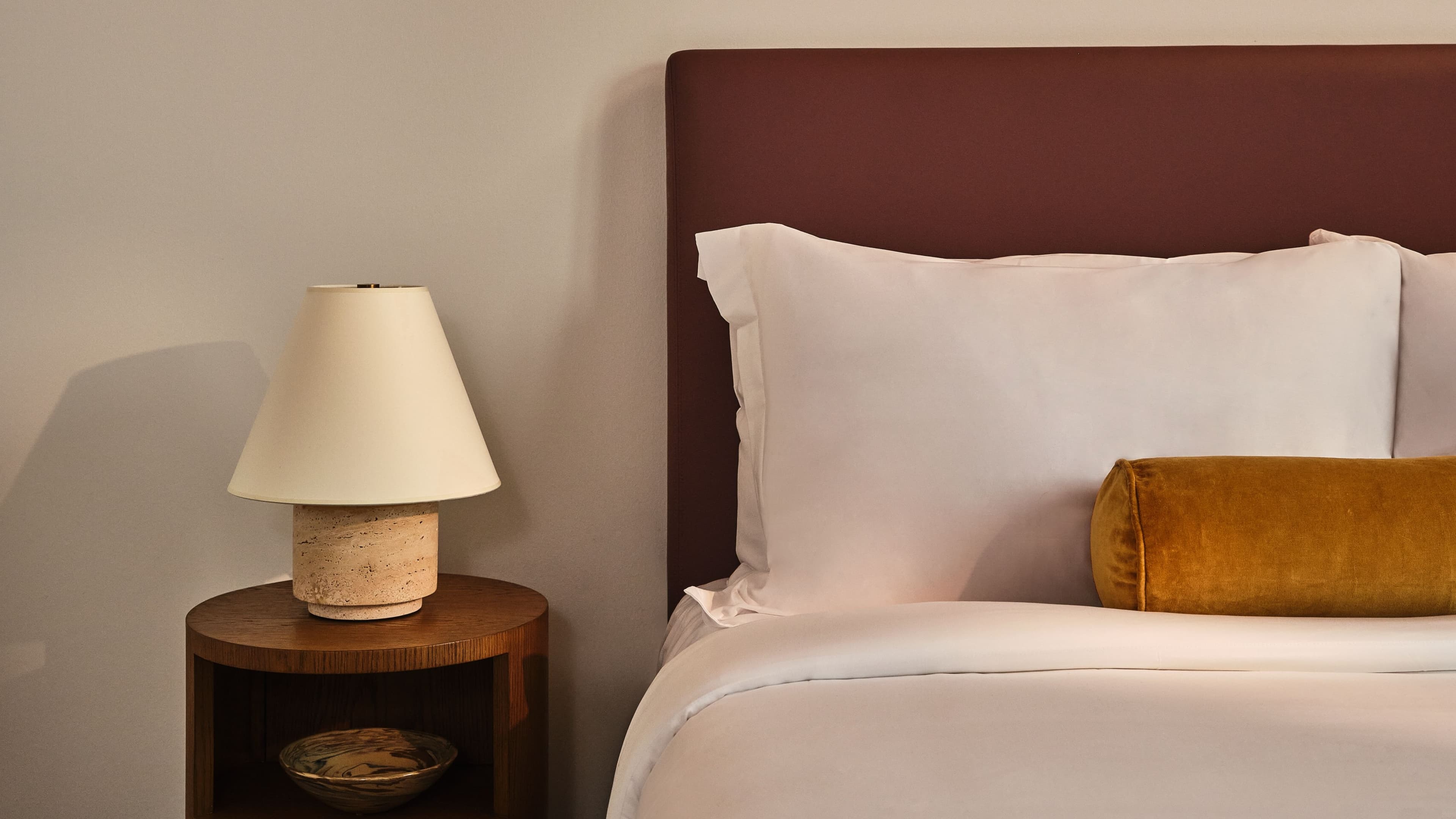 1 Bedroom King - Image 9