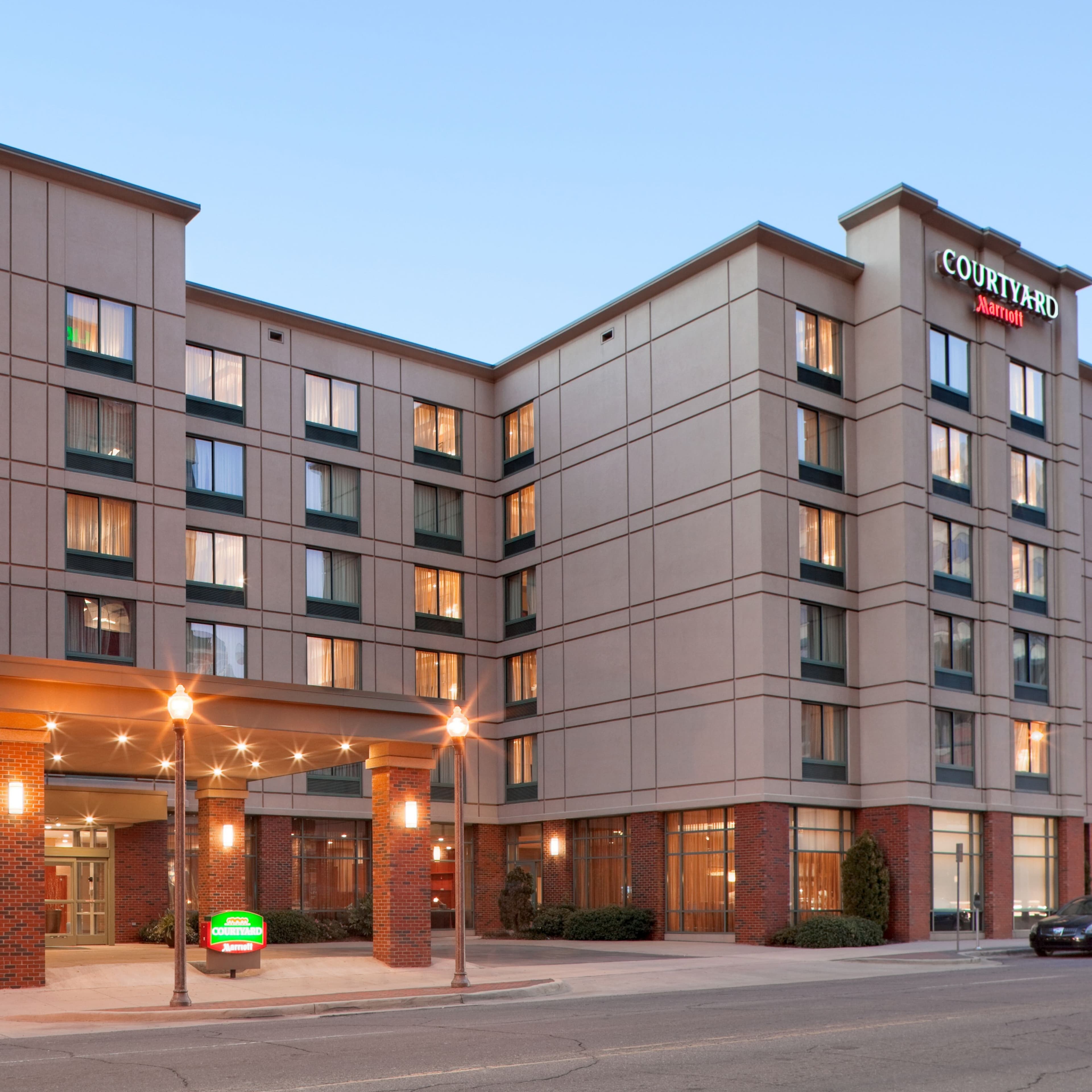 Courtyard Birmingham Downtown at UAB
