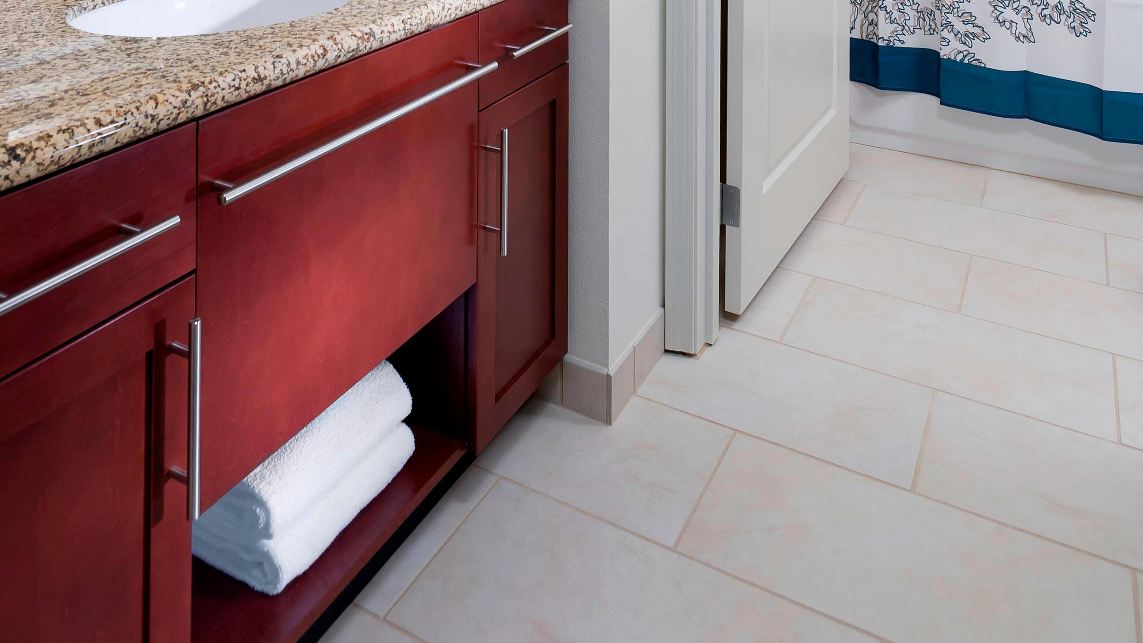 1 Bedroom Suite - Image 4