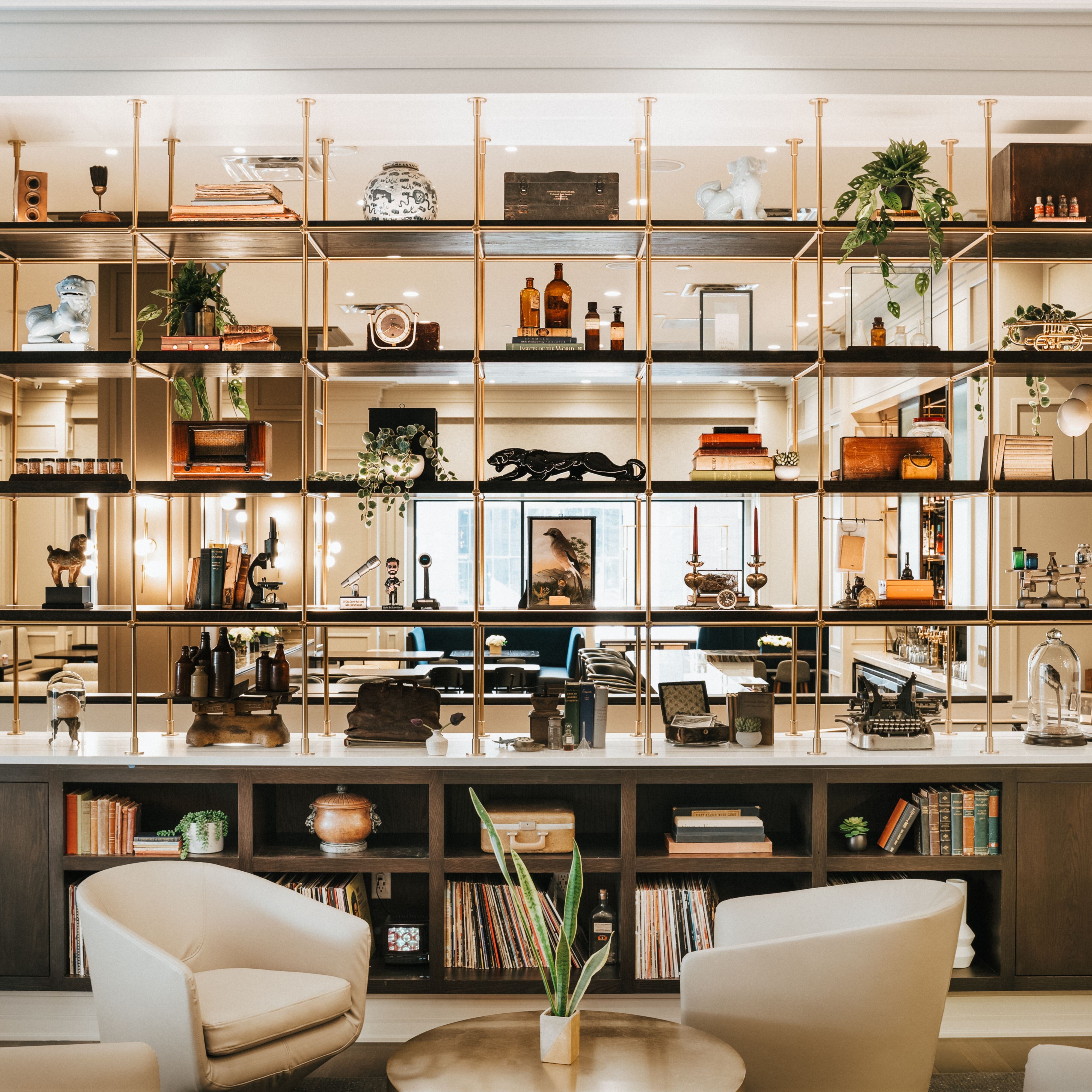 Renaissance Saint Elm Dallas Downtown Hotel