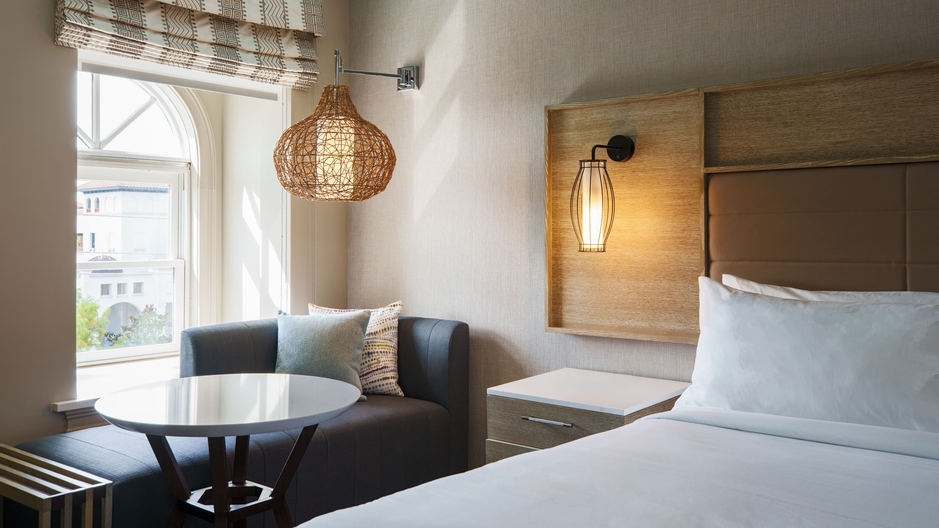 Classic 2 Queen - Image 4