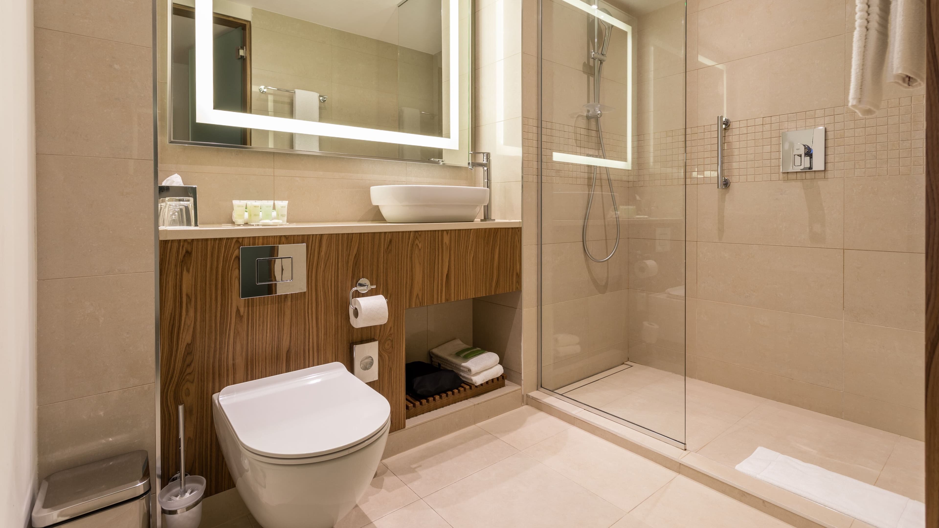 Standard Room - Image 4