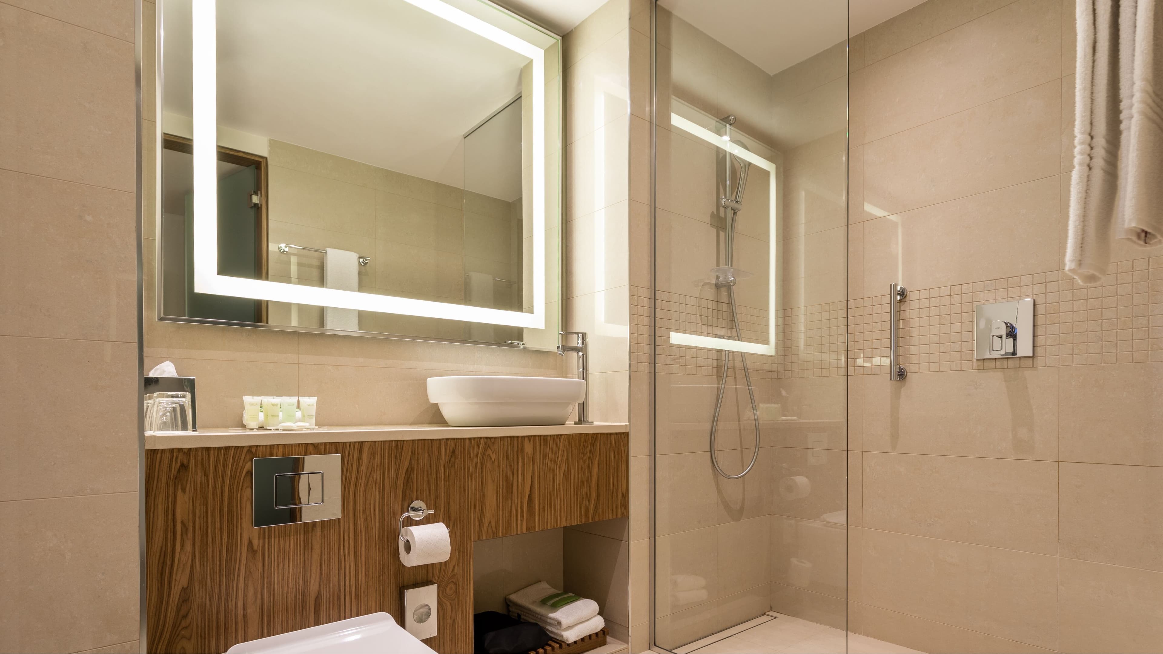 Standard Room - Image 5