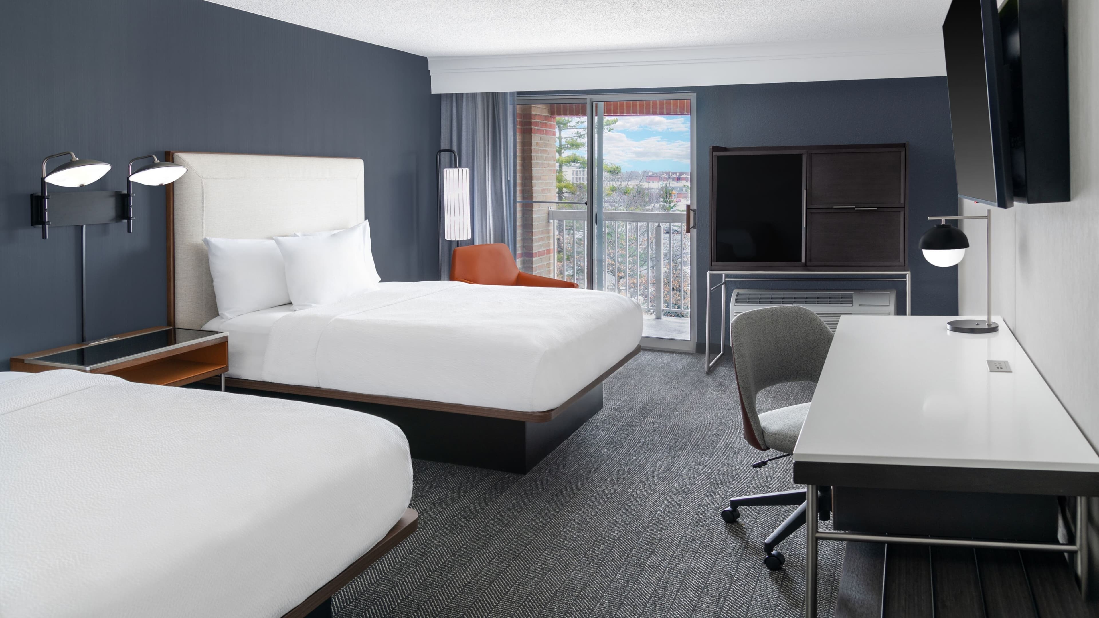 Queen/Queen - Image 3