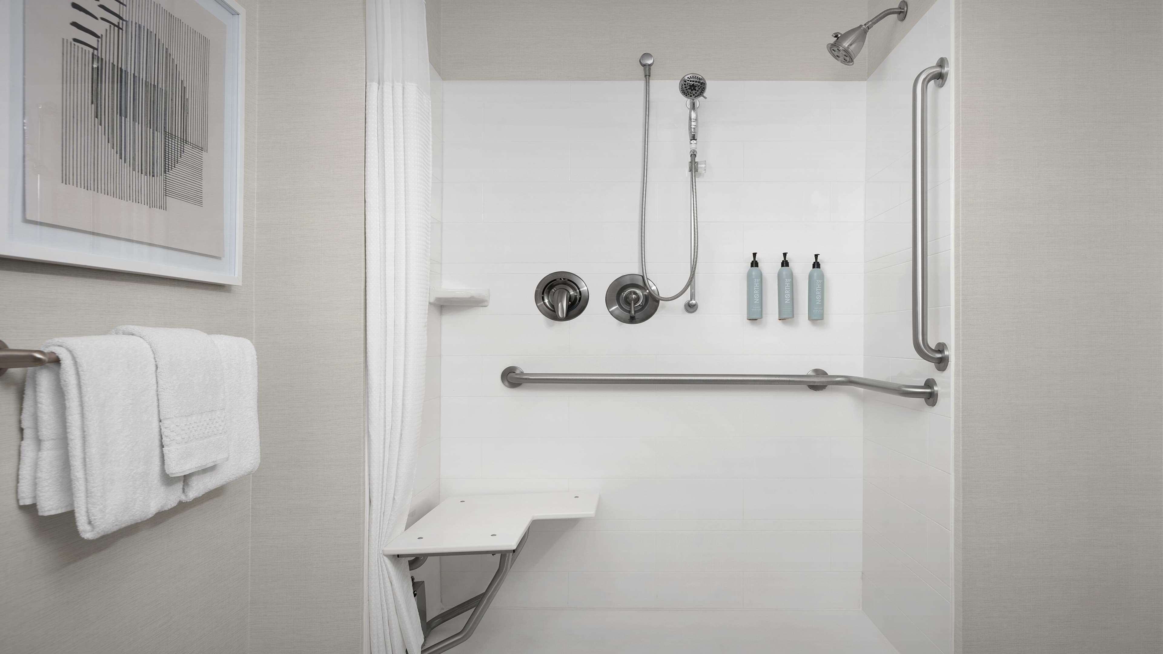 King Guest Room - Image 7