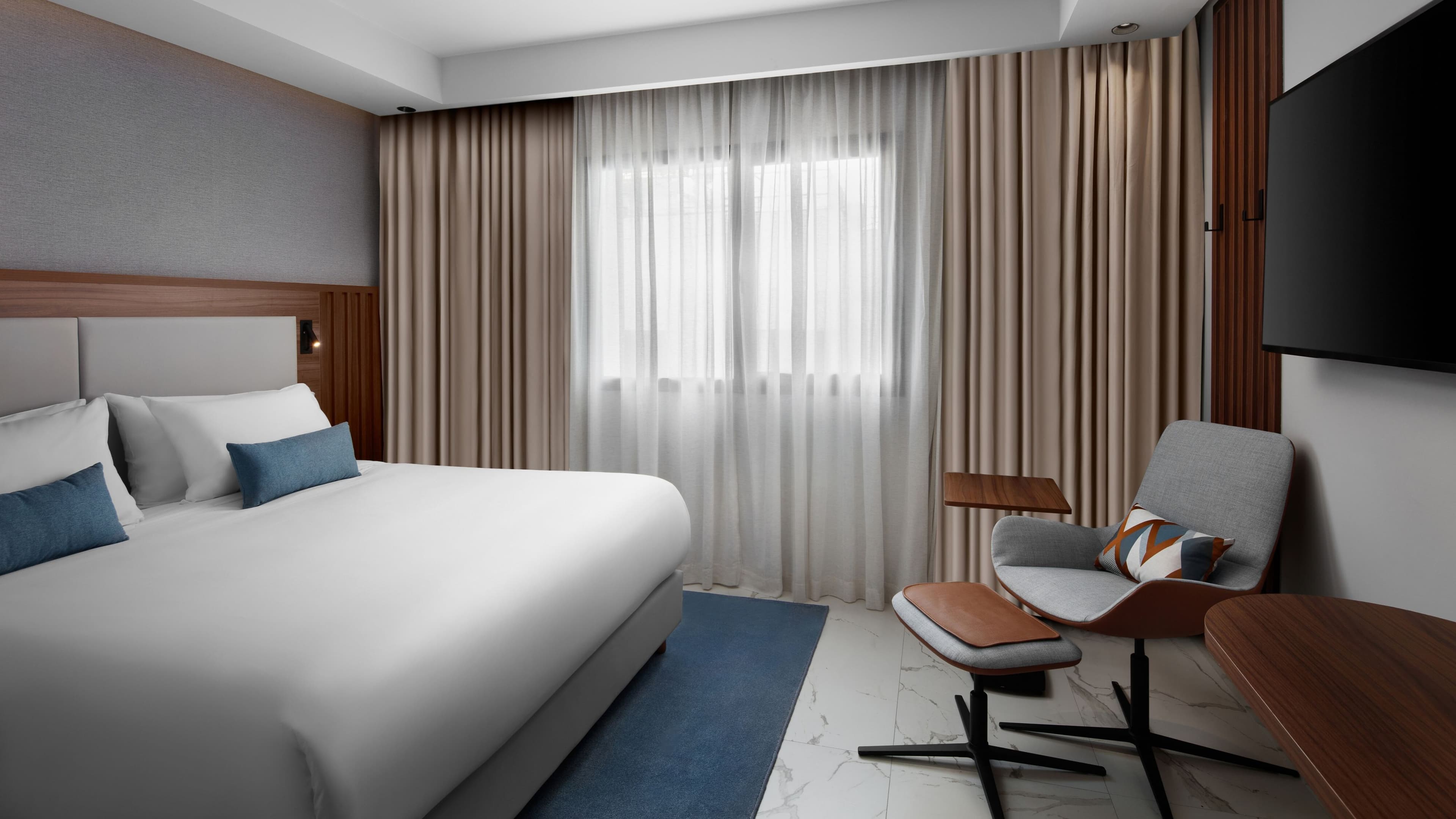 Standard King - Image 3