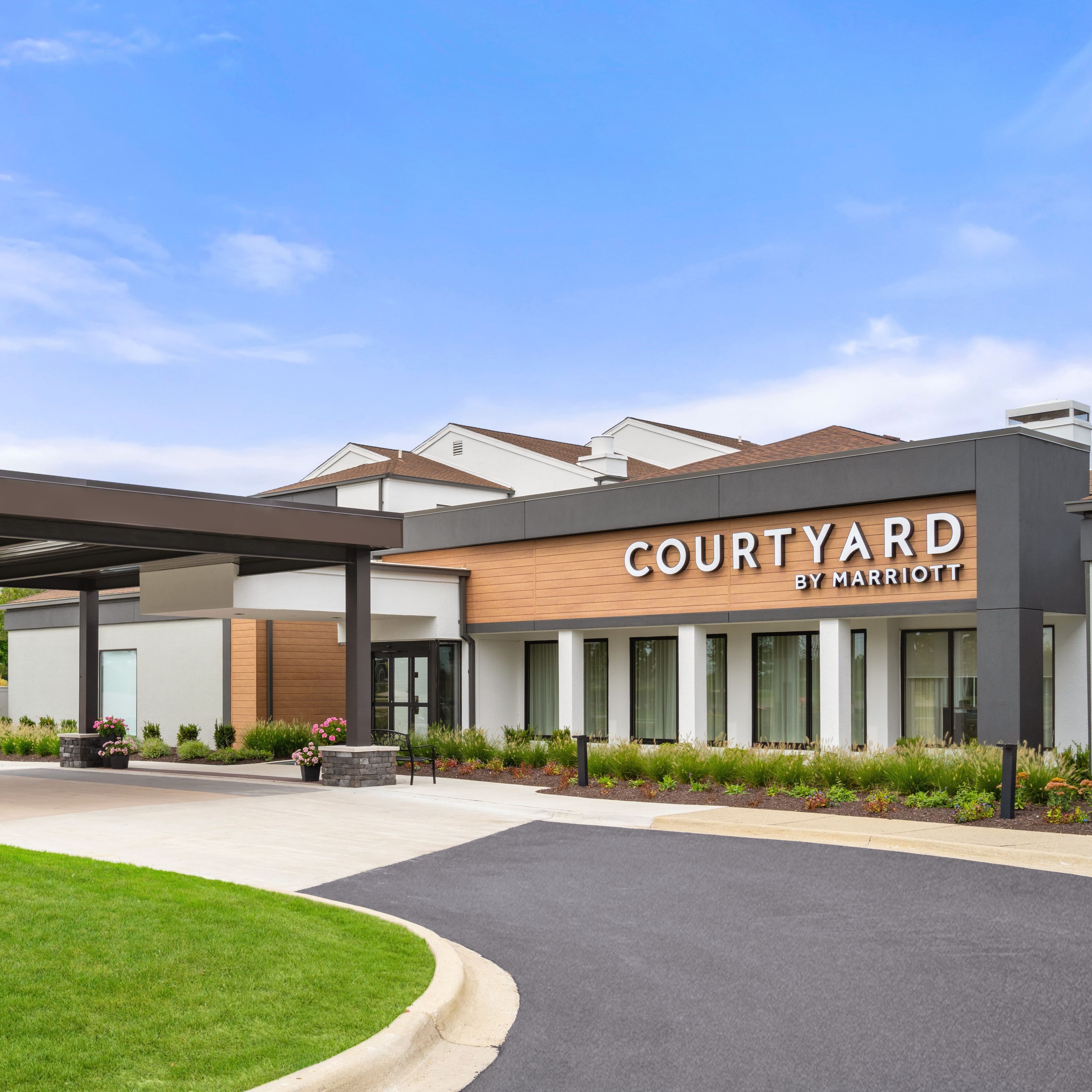 Courtyard Detroit Livonia