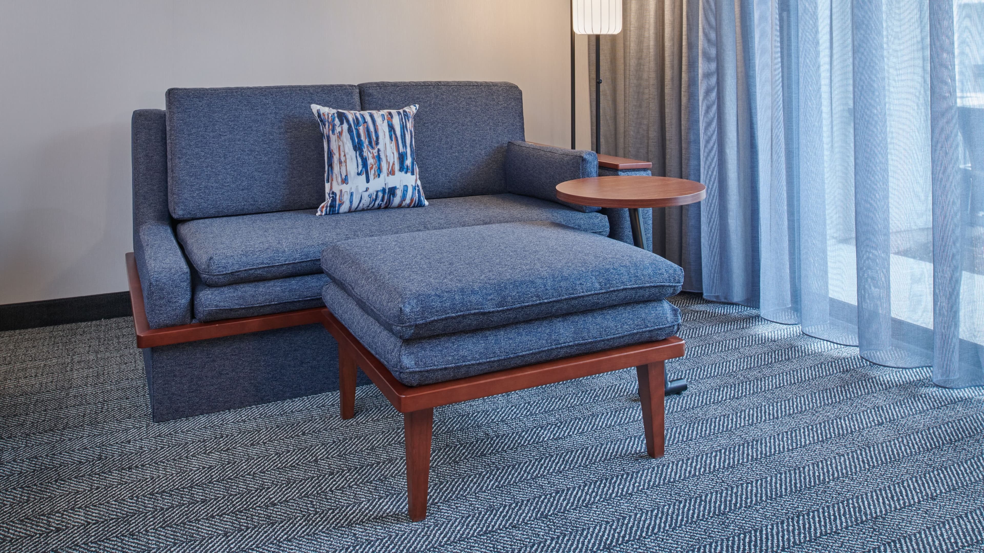 1 King and sleeper sofa - Image 3