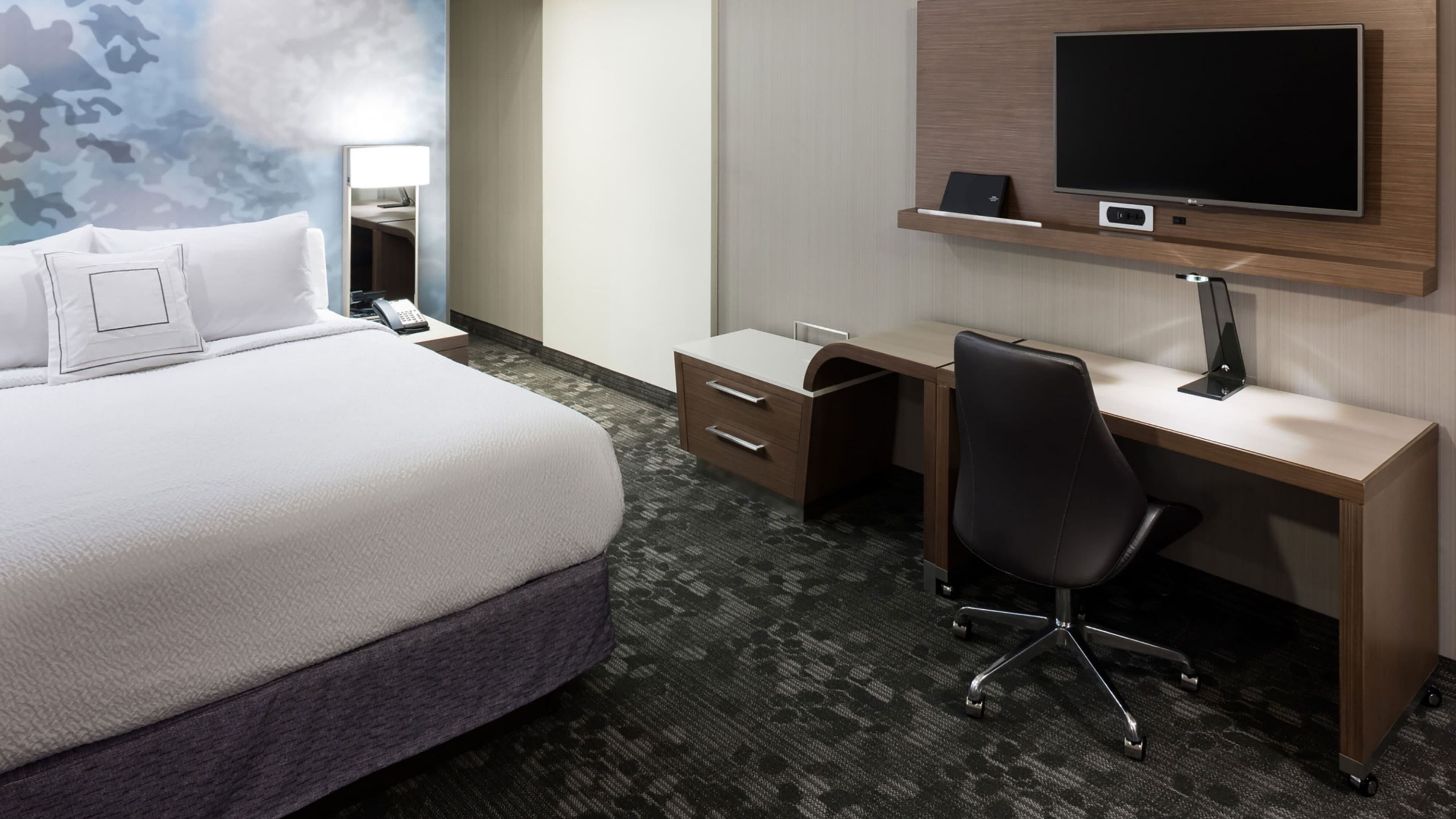 King Guest Room - Image 1