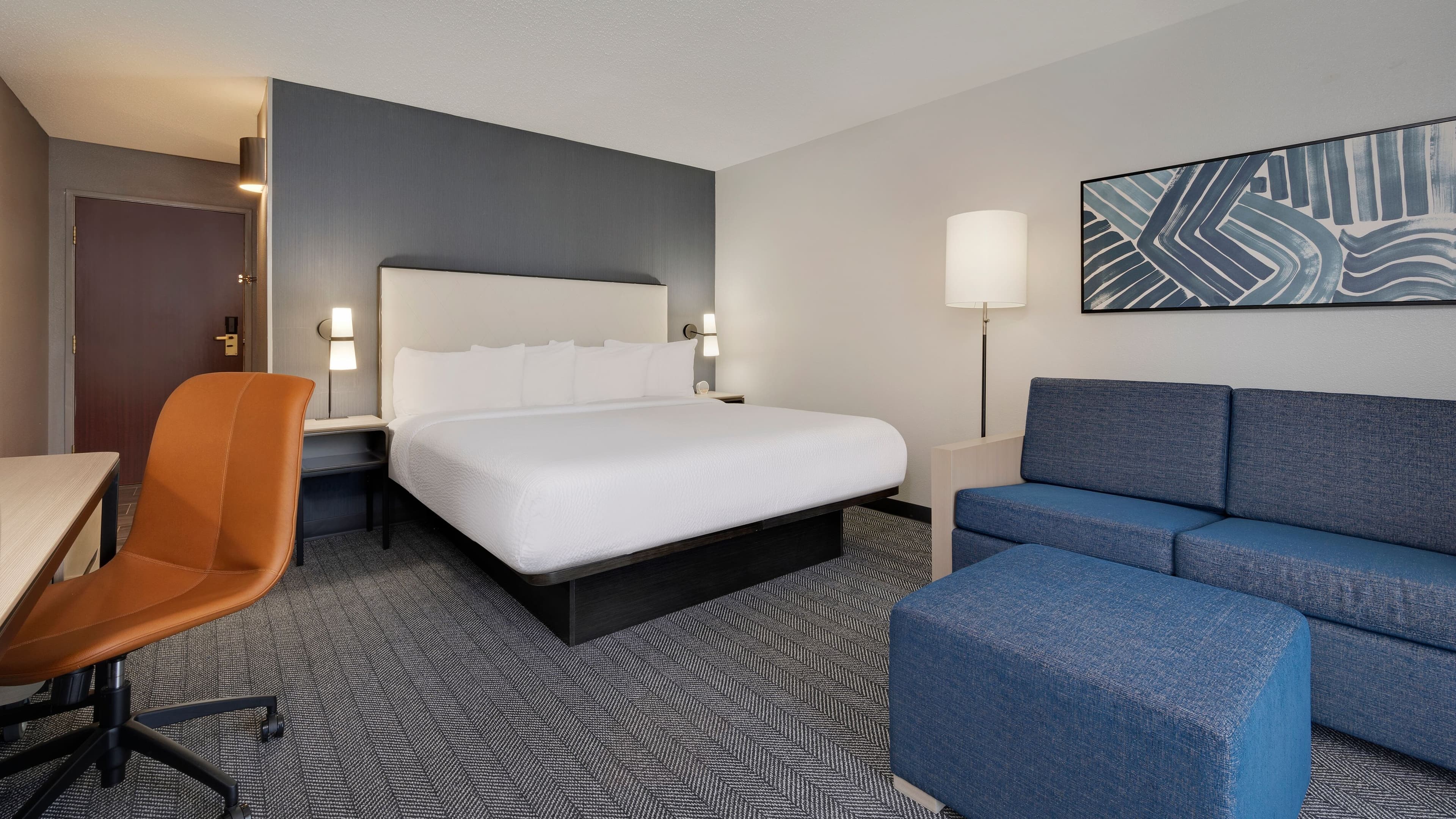 Executive King Balcony - Image 1