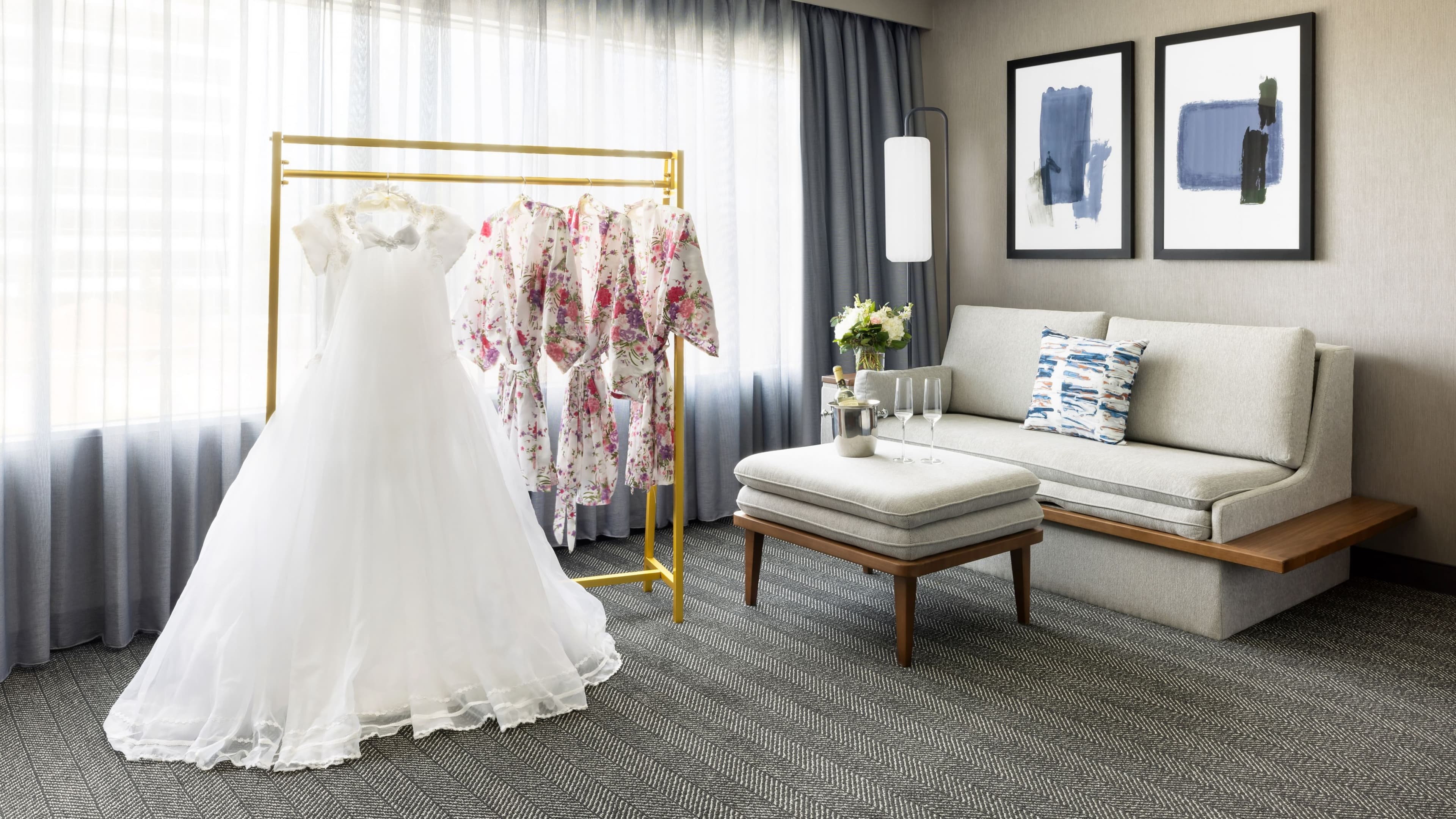 King with Sofa bed - Image 11