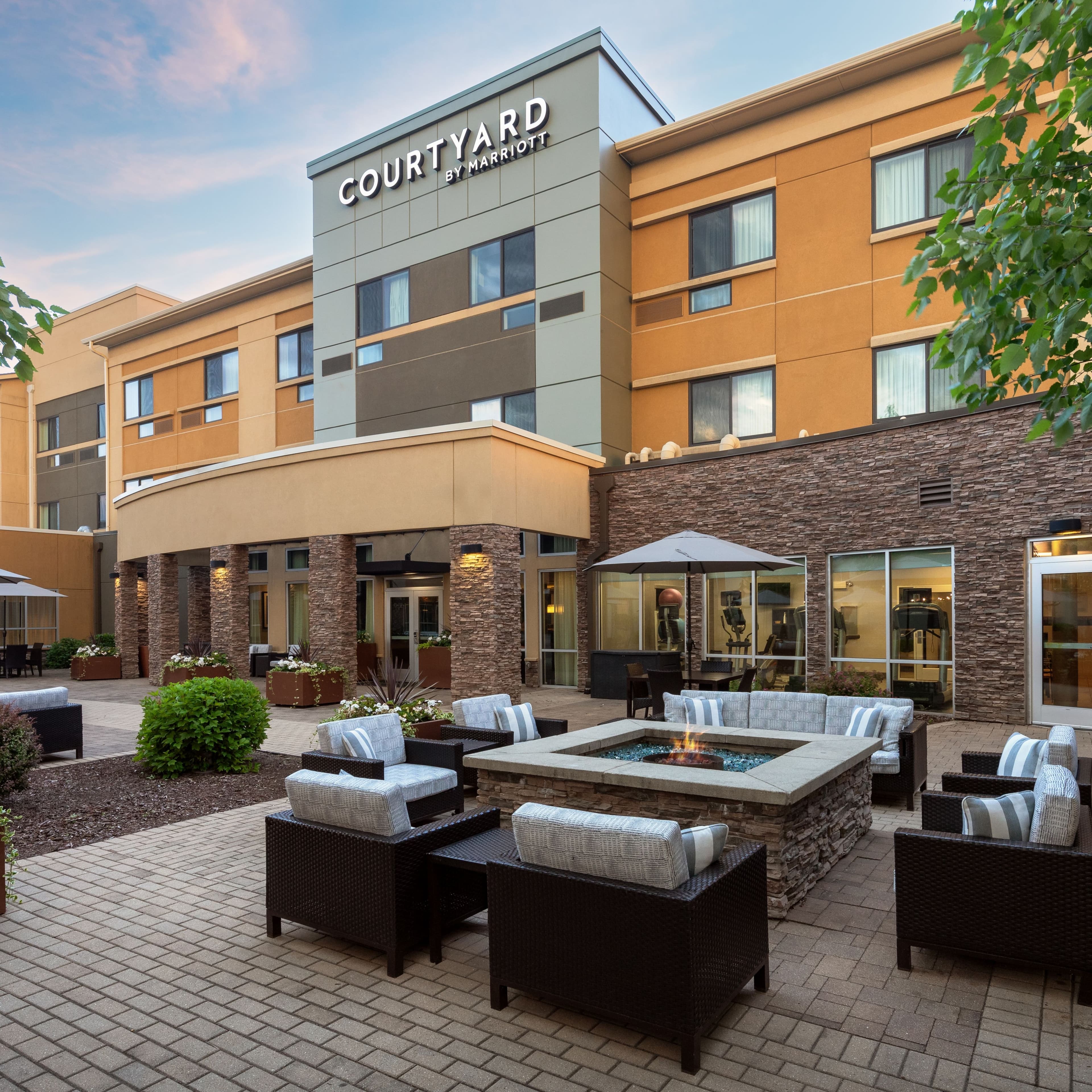 Courtyard Mankato