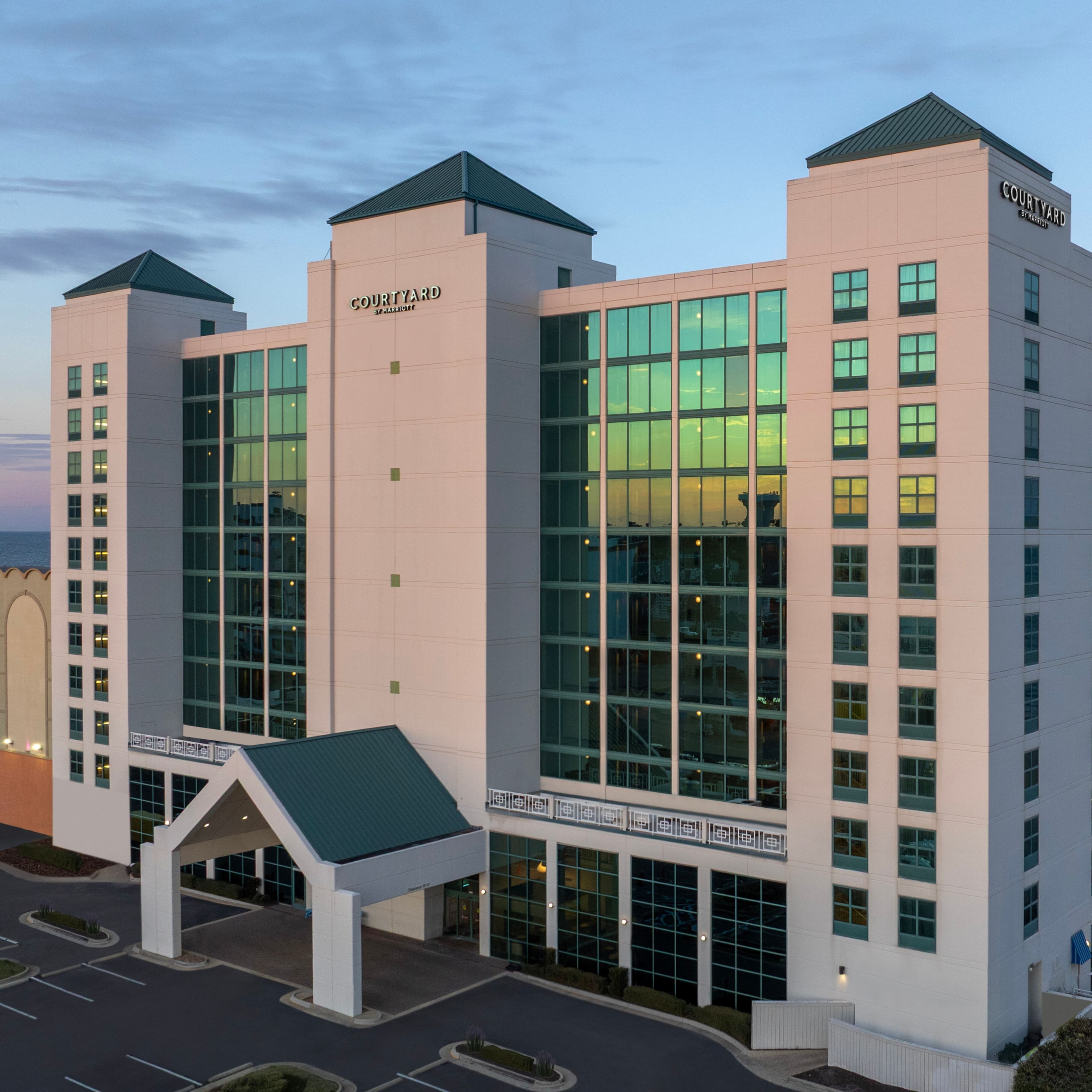 Courtyard Virginia Beach Oceanfront/South