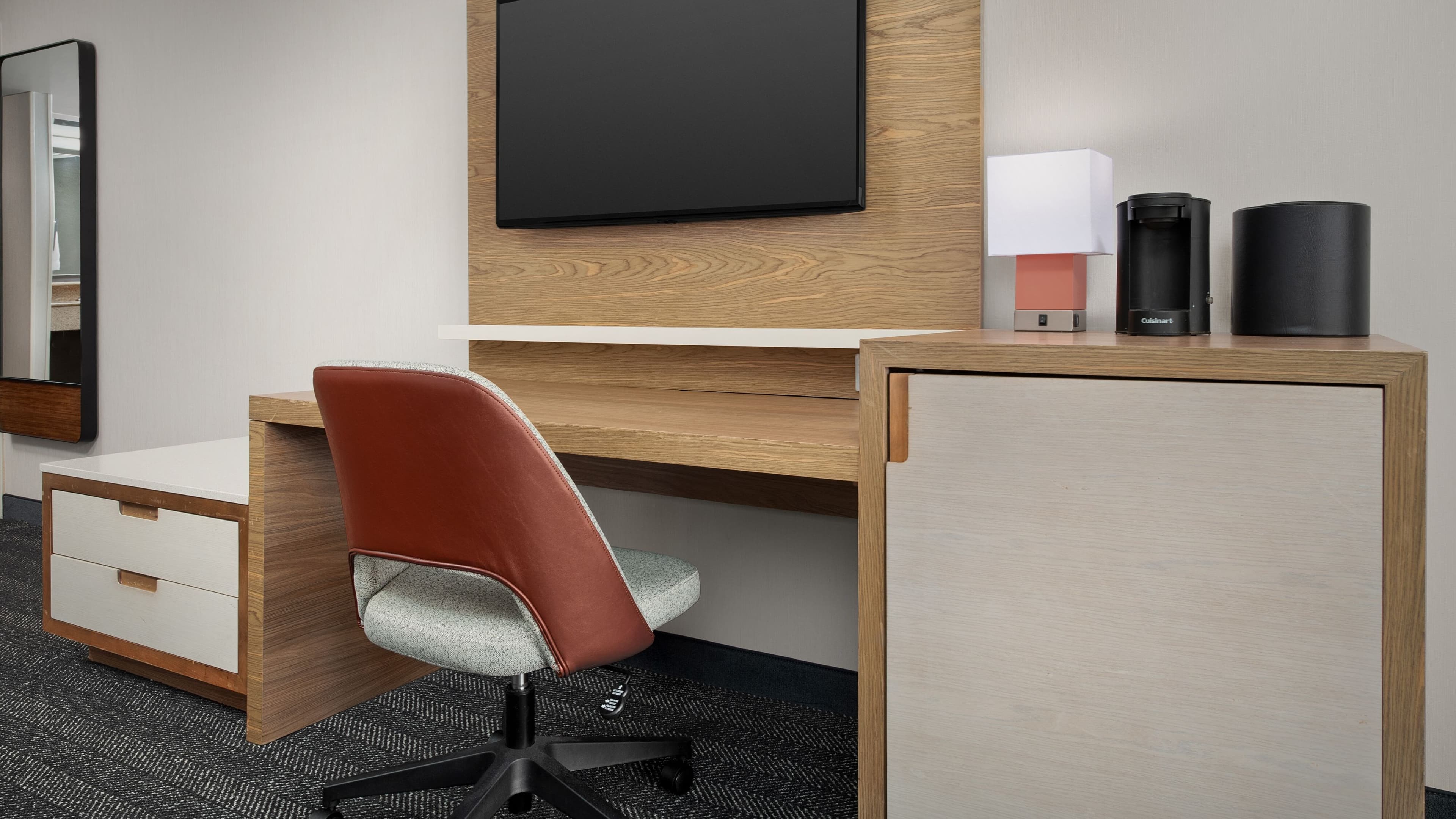 Deluxe Guest room - Image 3