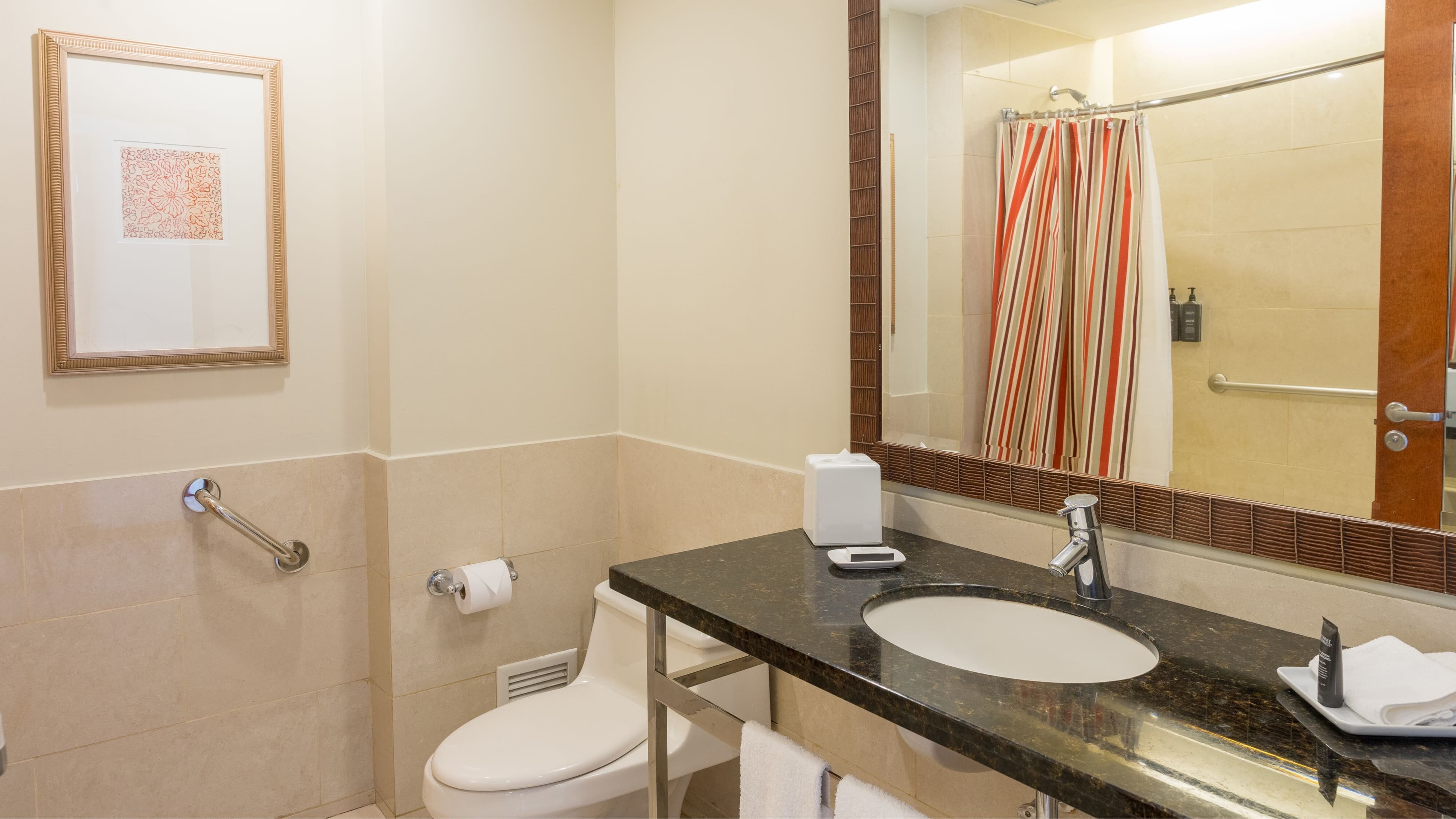 Standard Double Room - Image 10