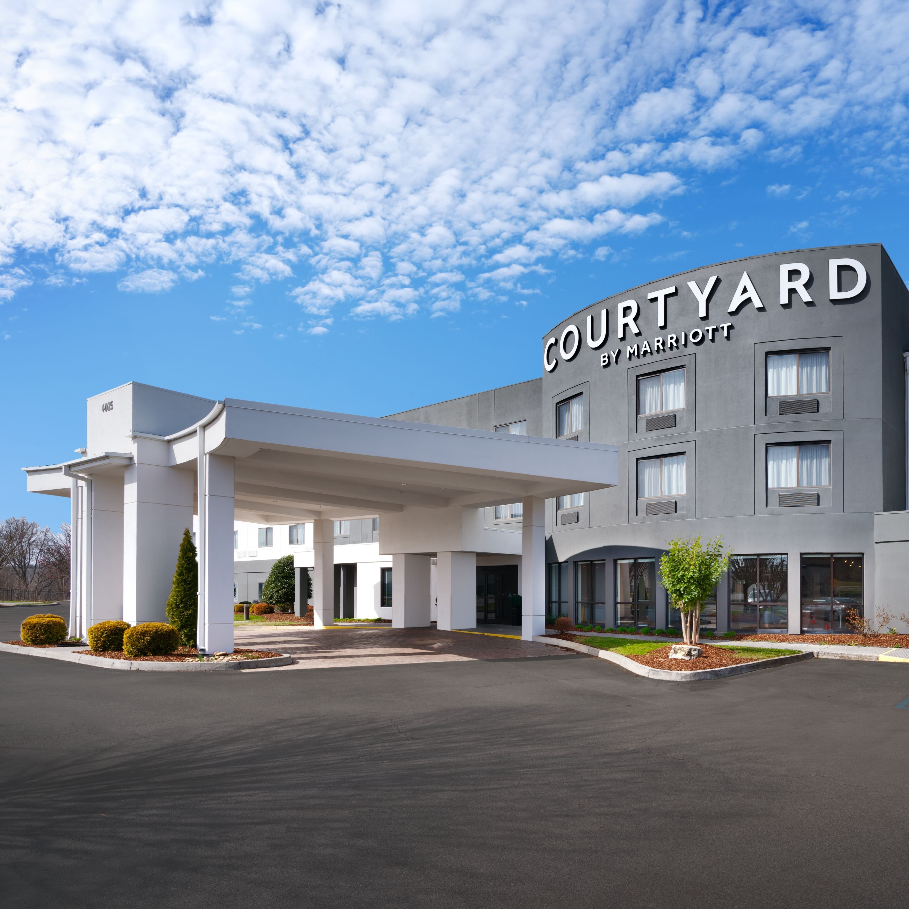 Courtyard Johnson City