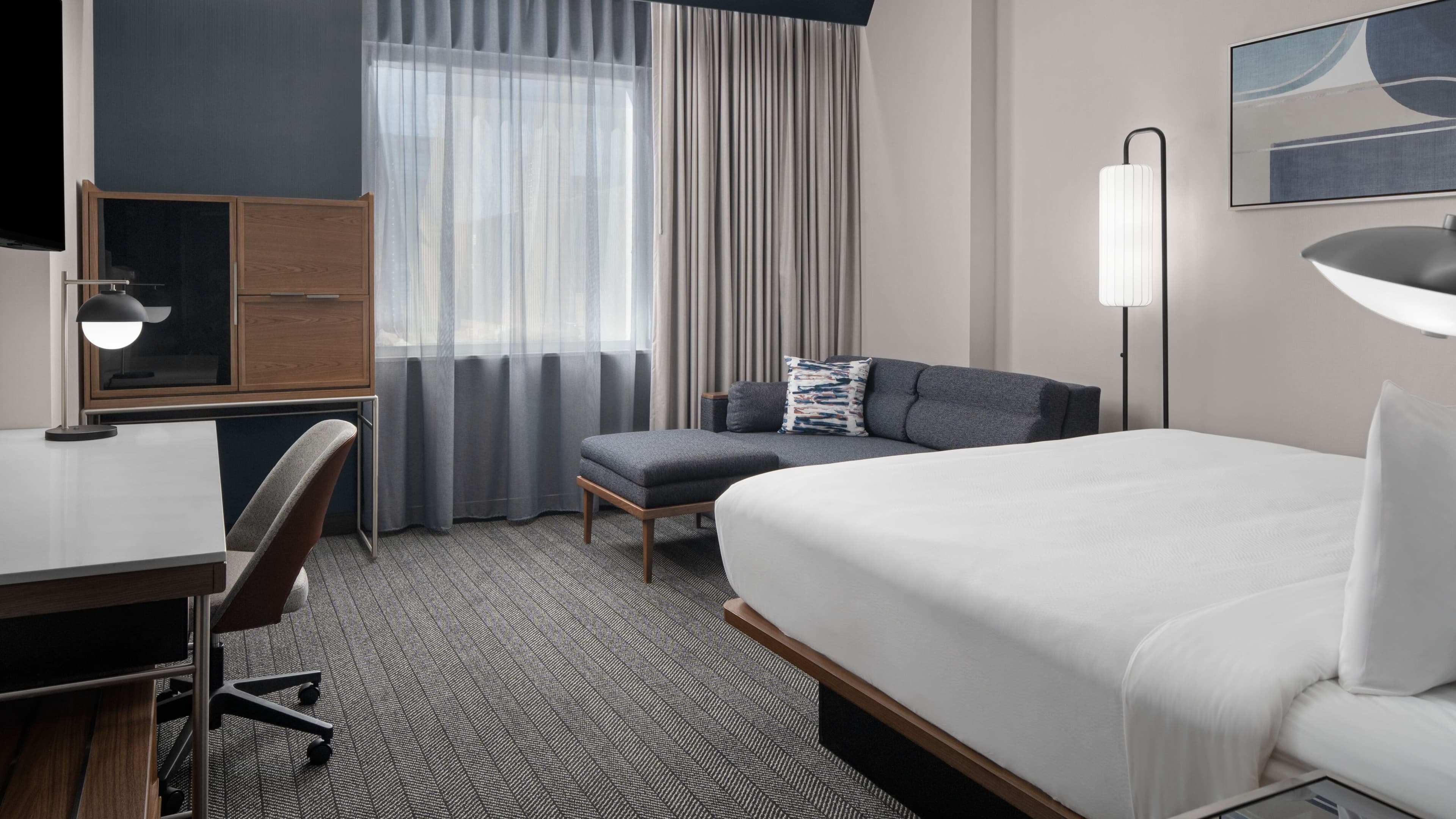 King Guest Room - Image 1