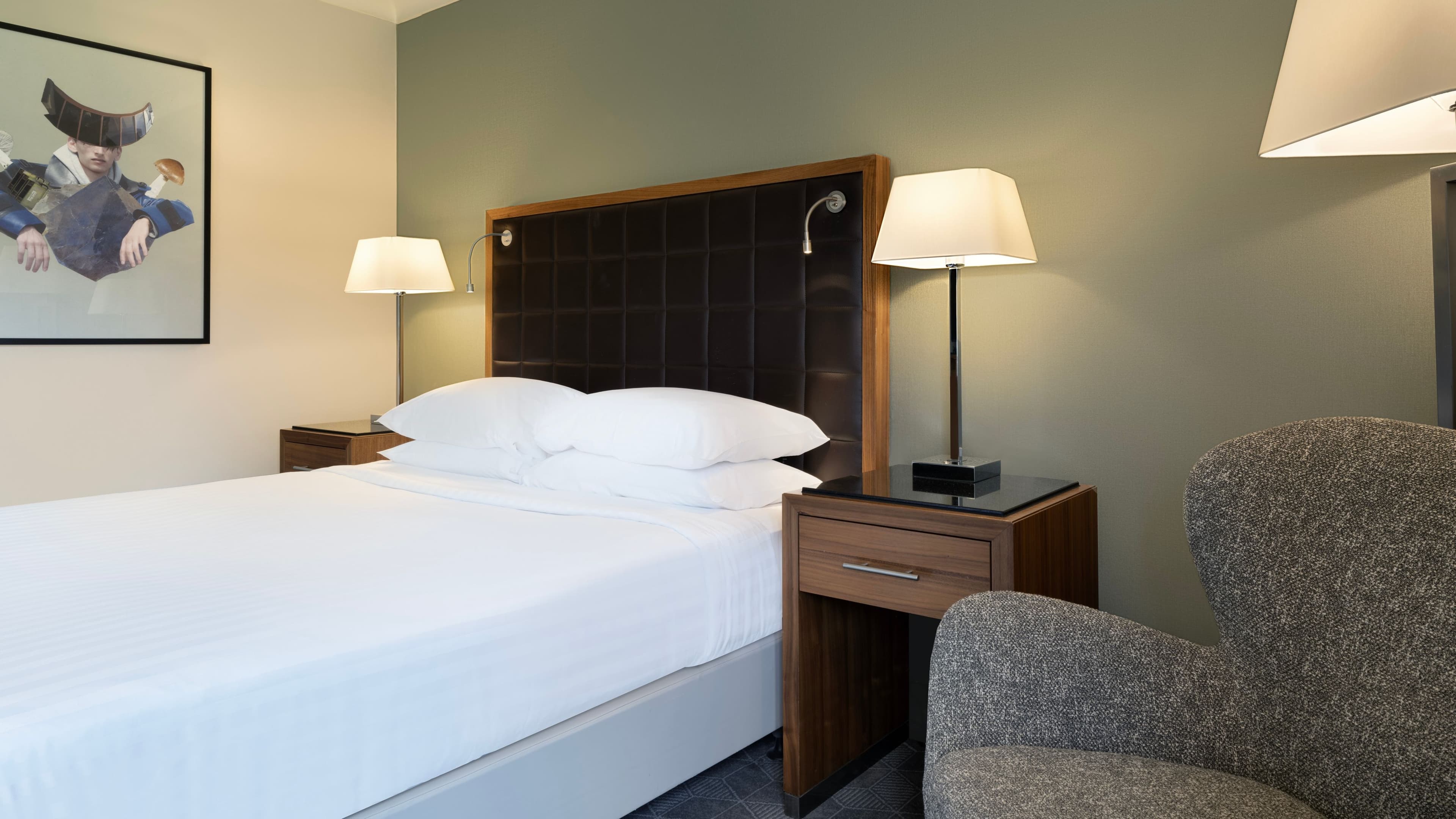 Deluxe Room - Image 1