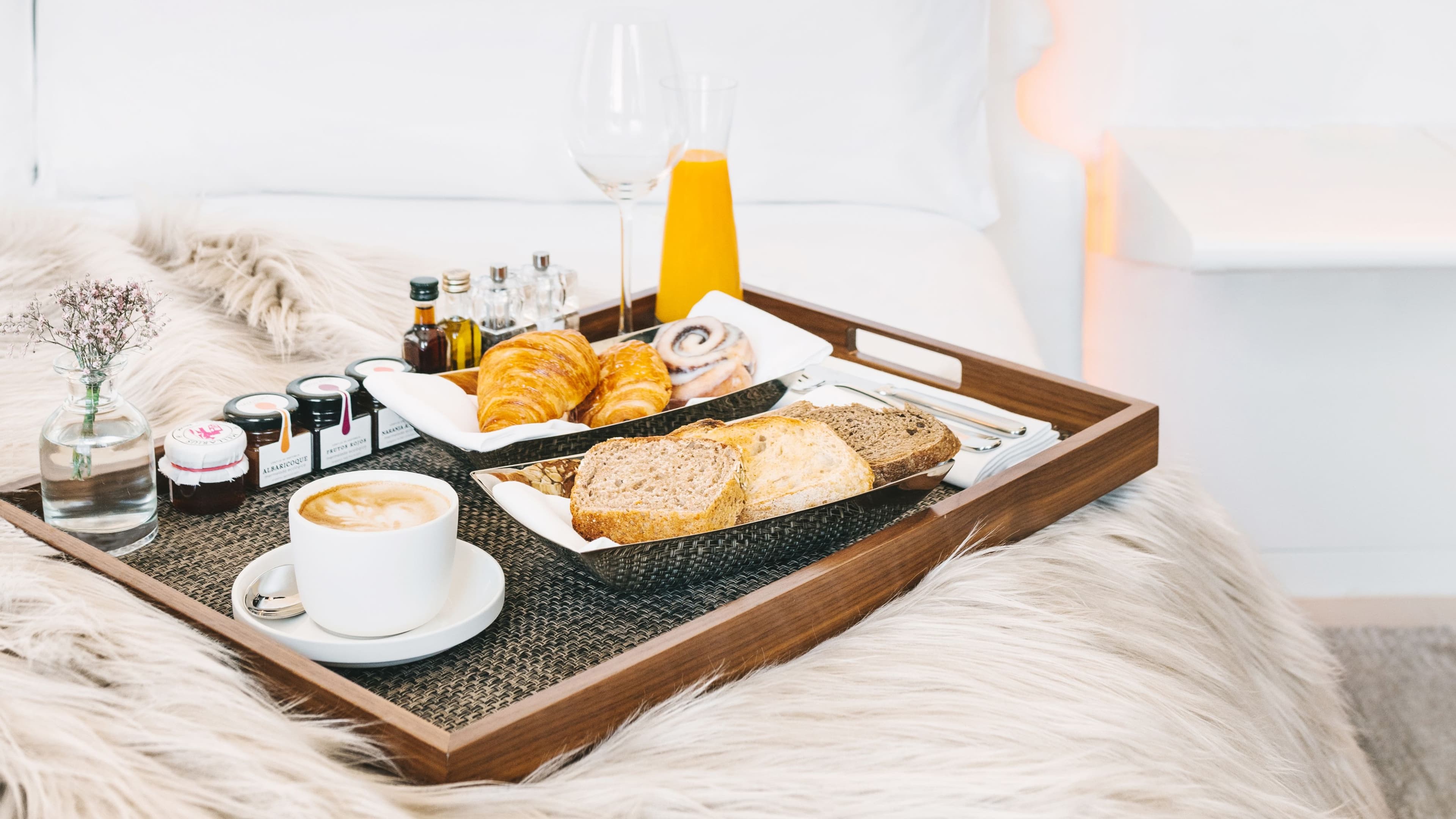 Superior with Balcony - Image 6