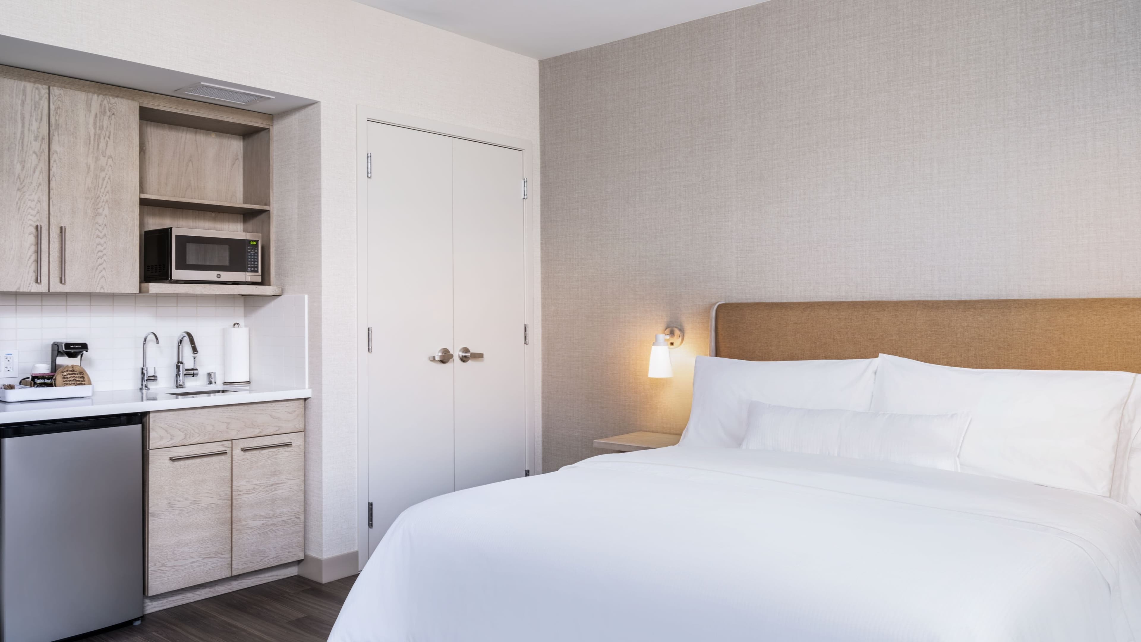 Standard King - Image 2