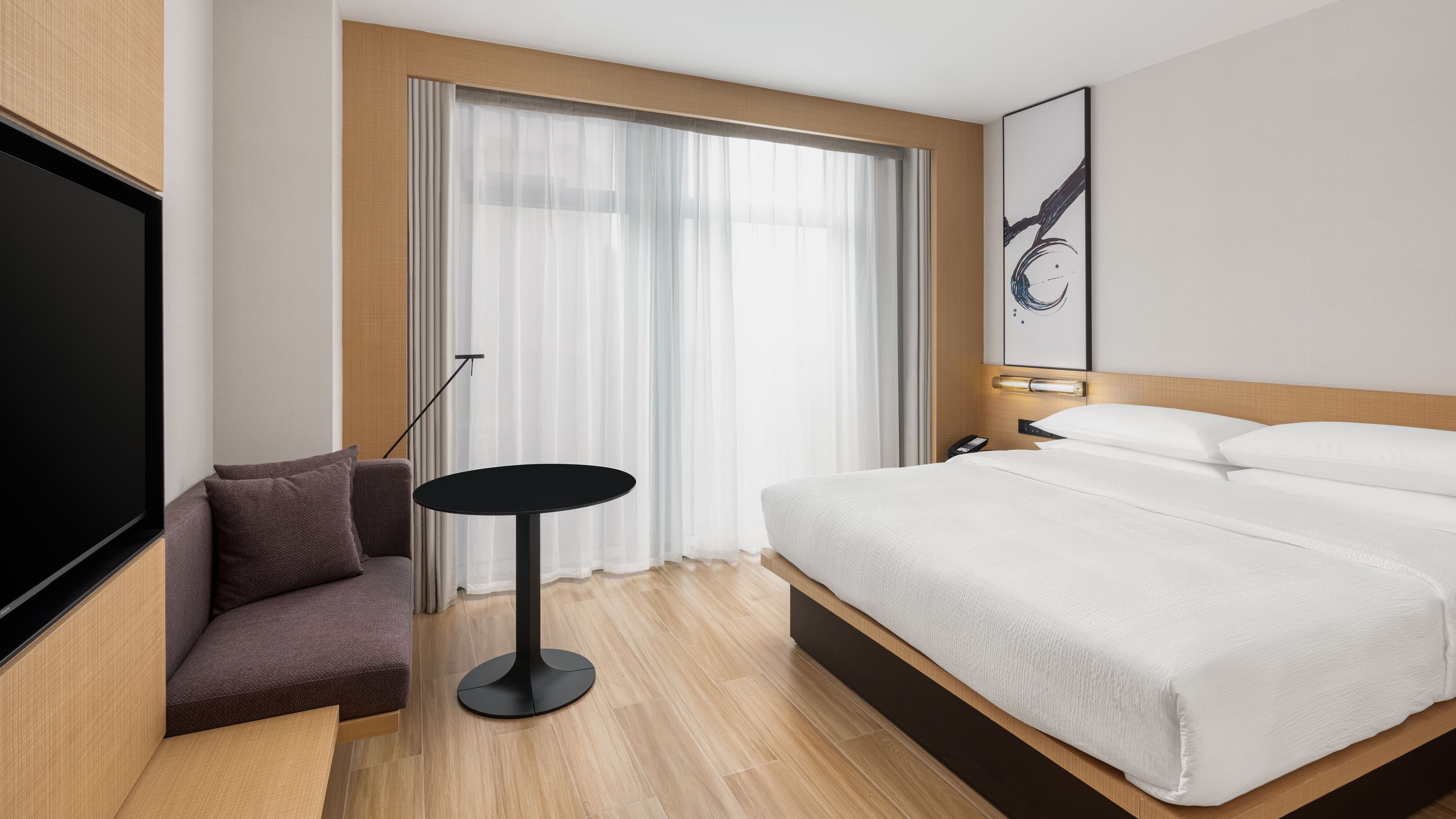 Standard King - Image 1