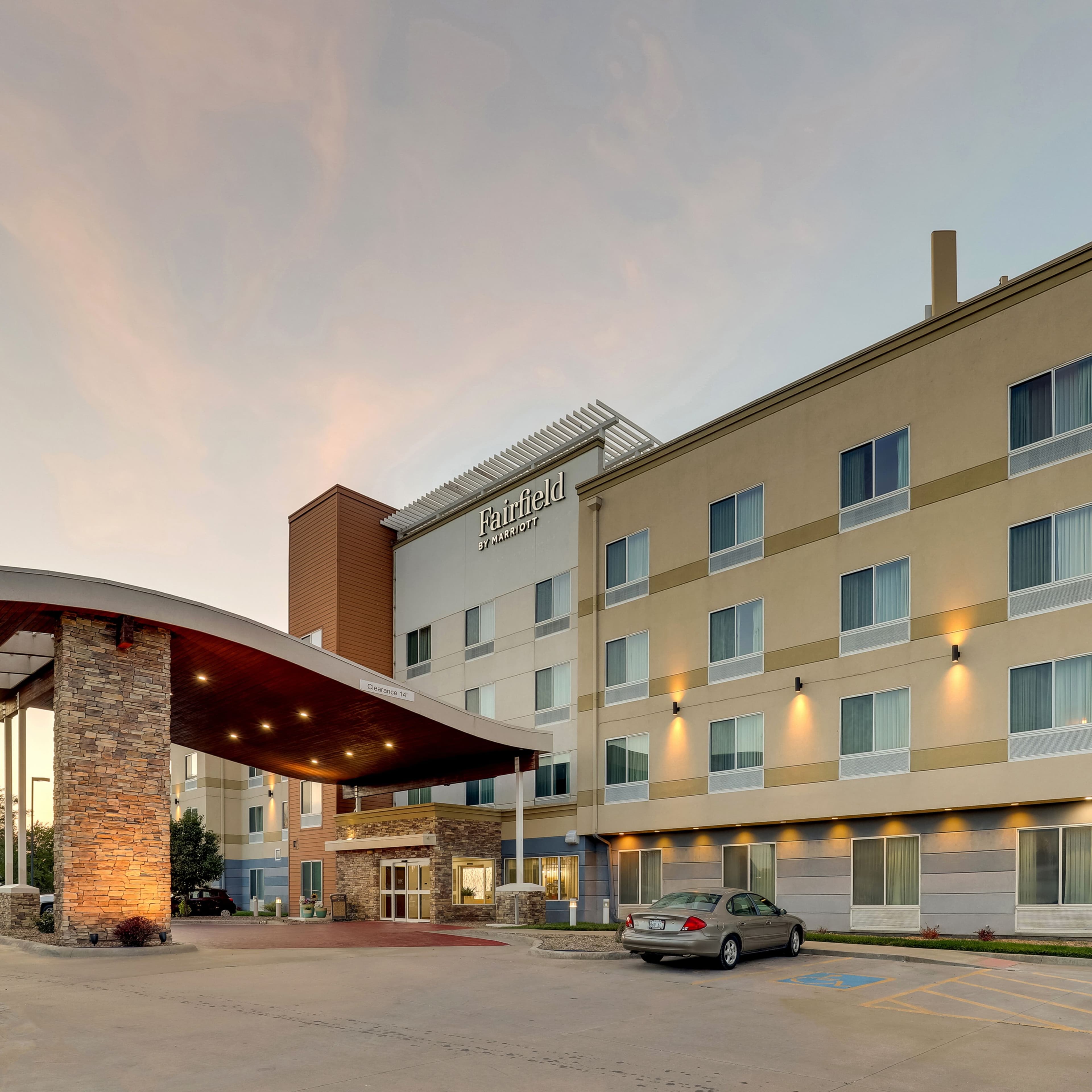 Fairfield Inn & Suites Hutchinson