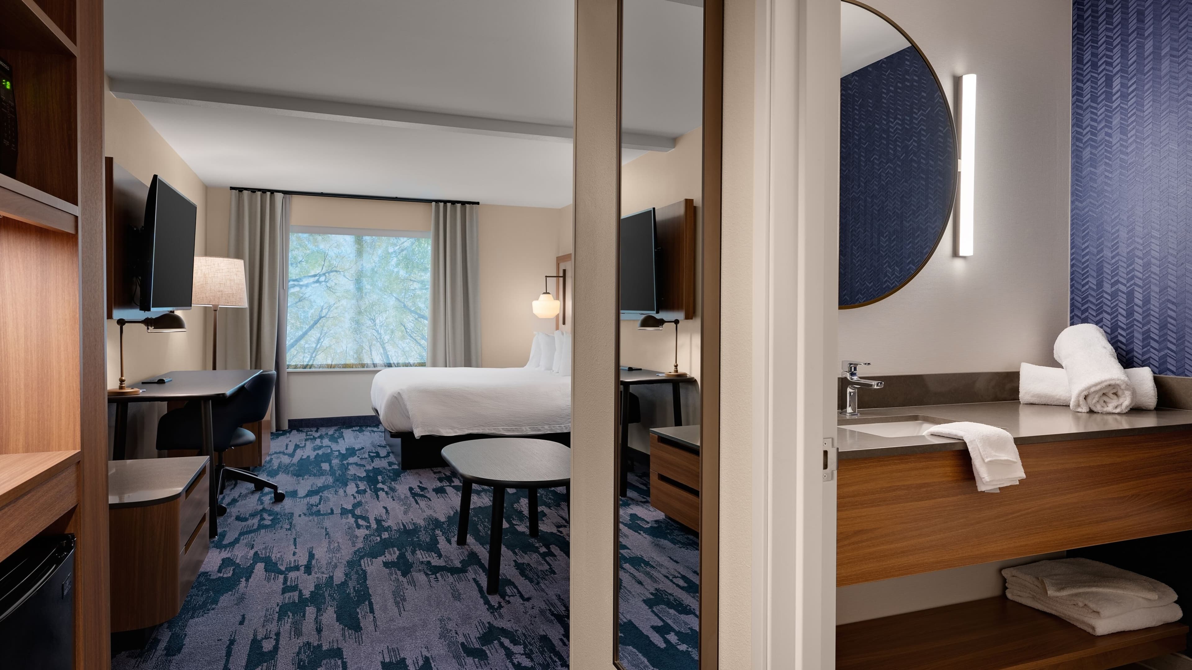 King with sofabed - Image 2