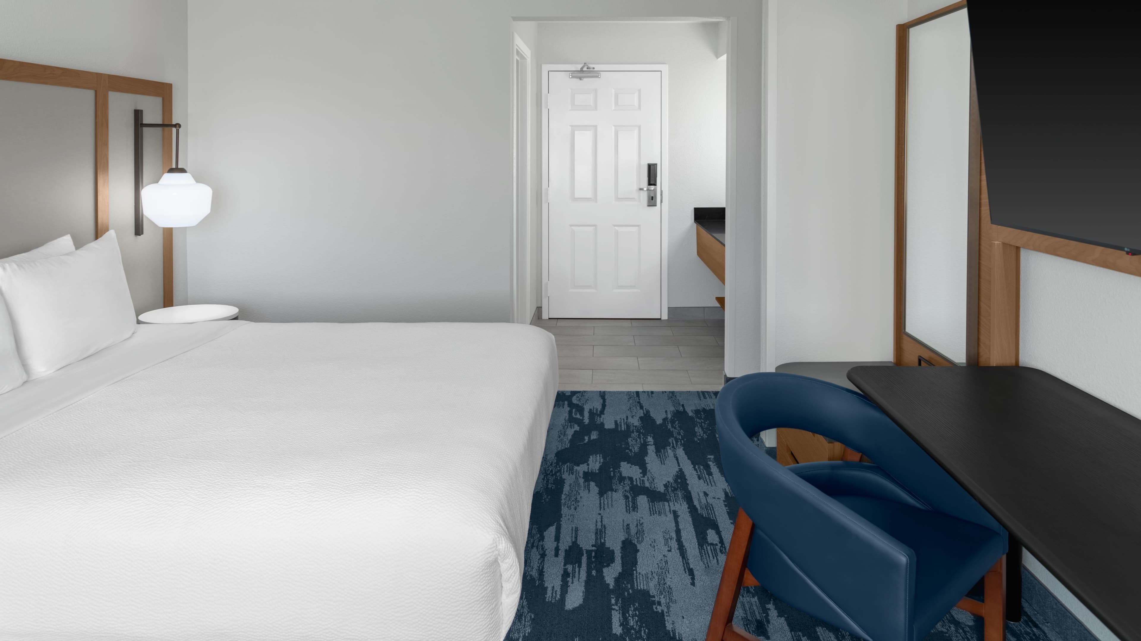 Renovated King - Image 2