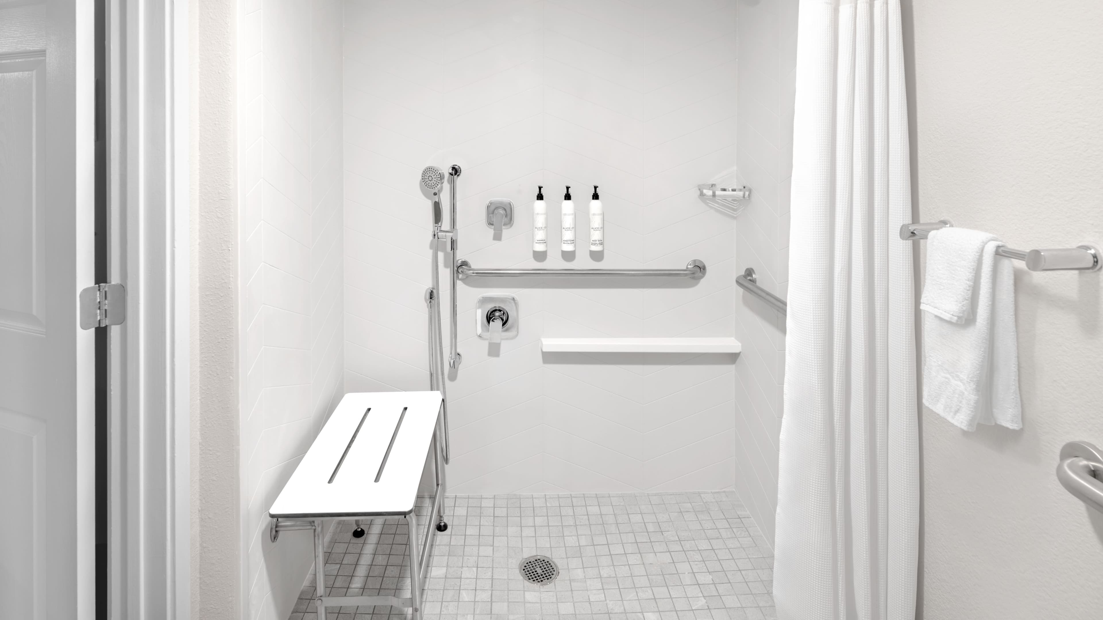 Renovated King - Image 9