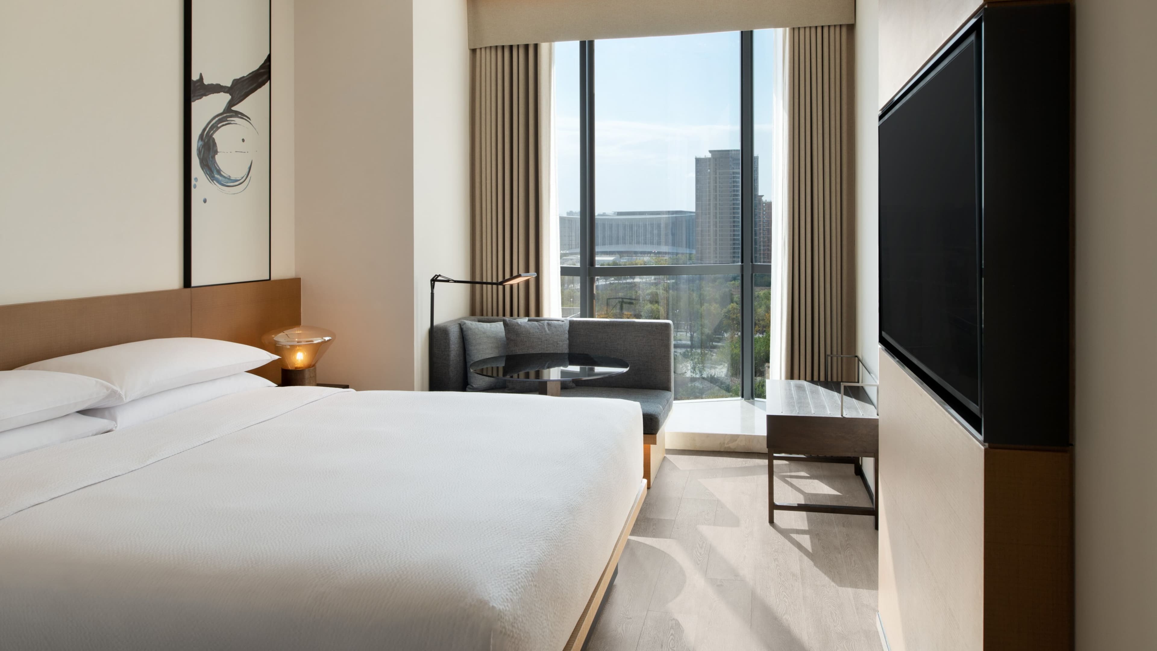 Standard King - Image 2