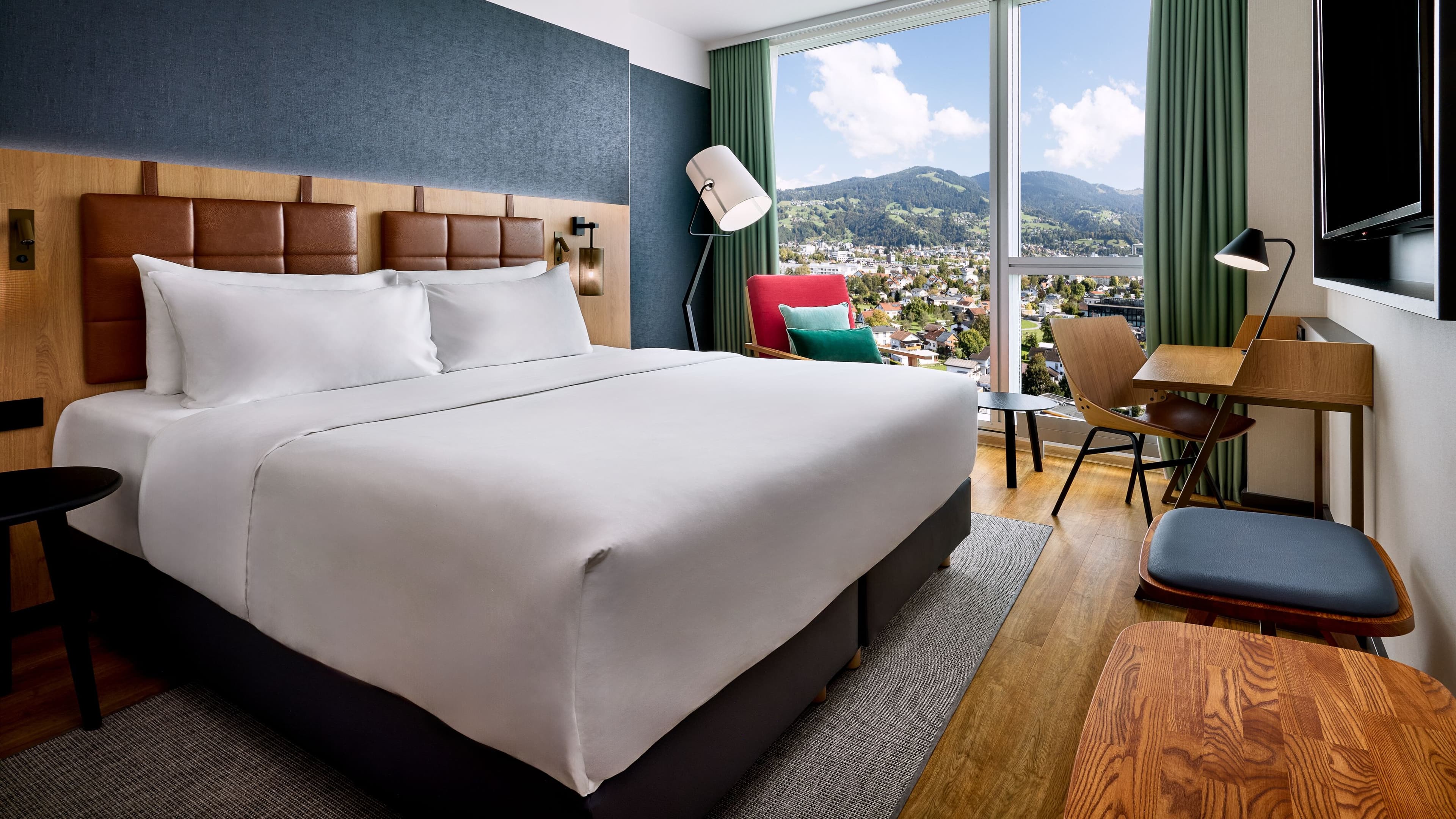 Business Room - Image 3