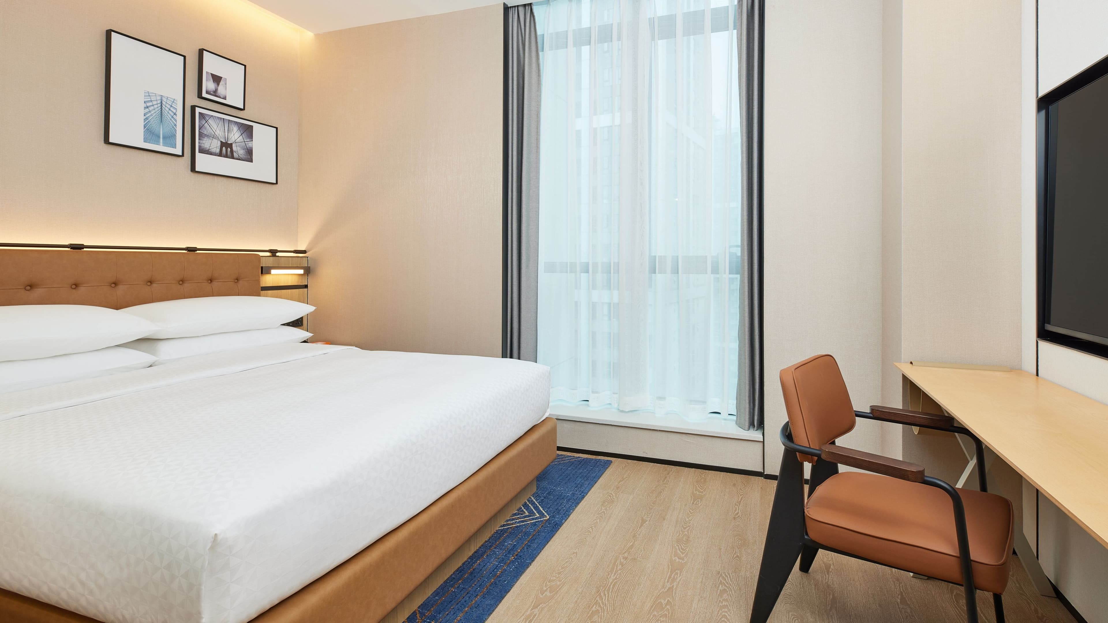 Superior King - Image 1