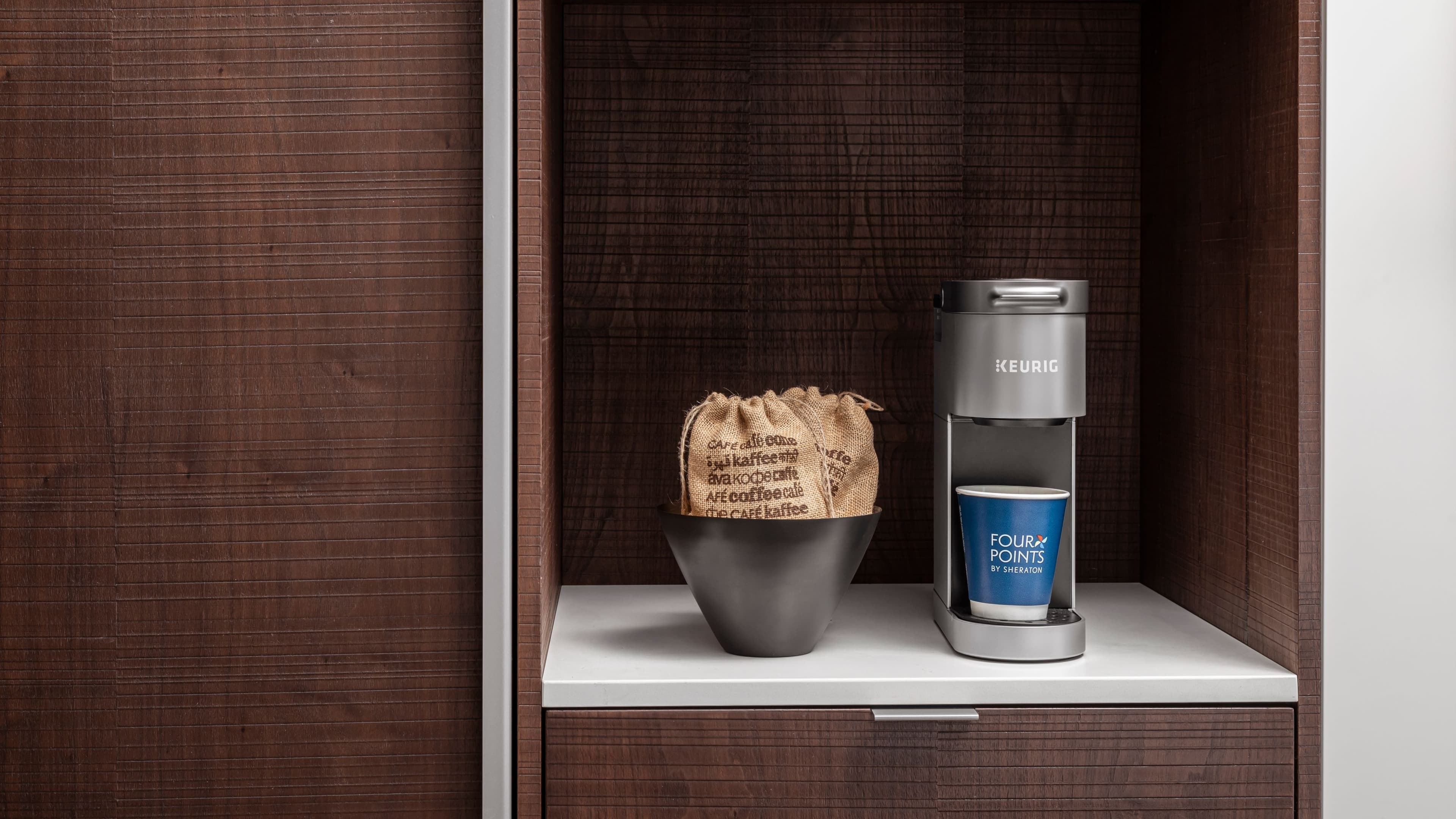 Deluxe Two Double Room - Image 3