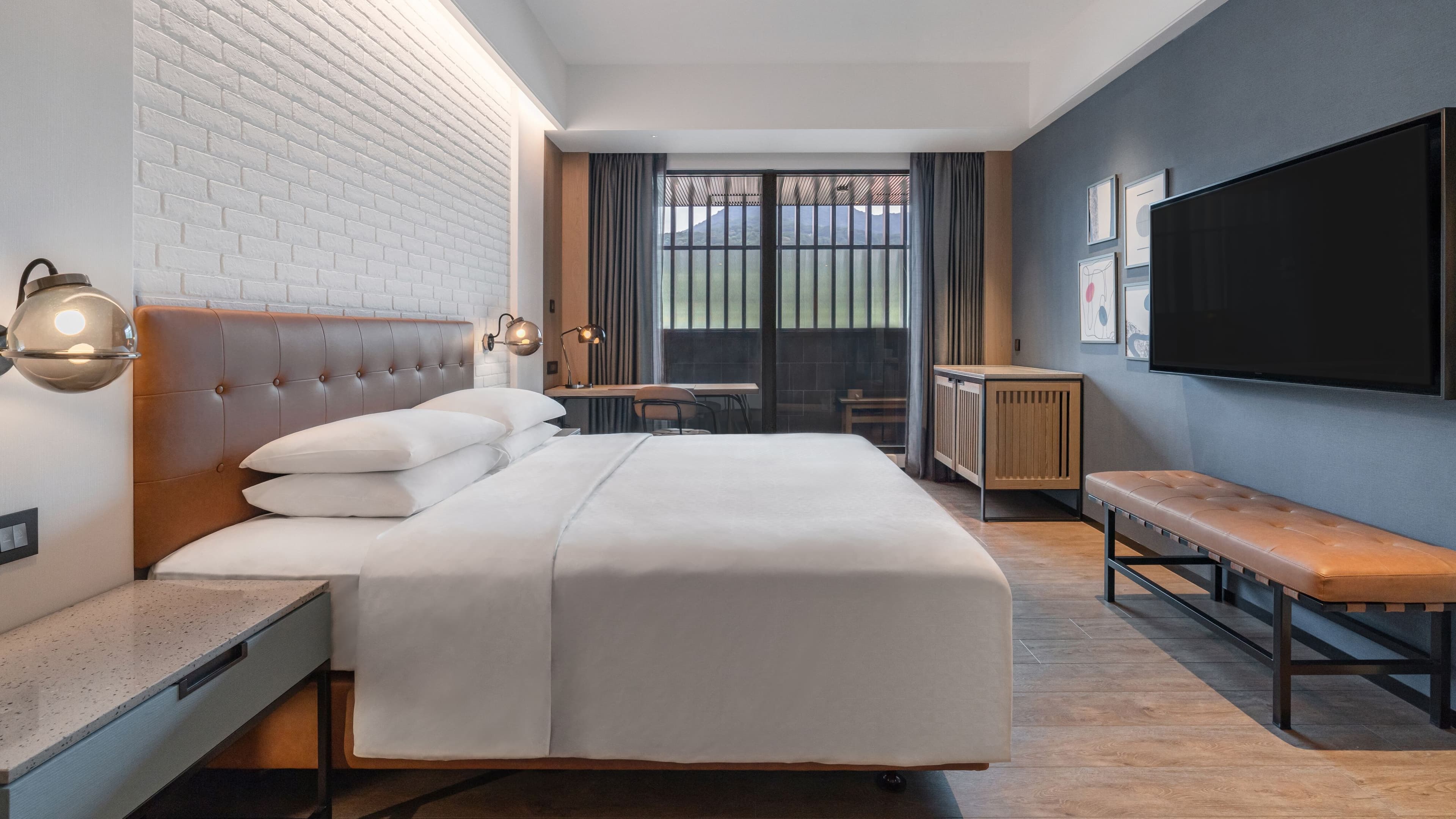 Standard Single/Twin Room - Image 2