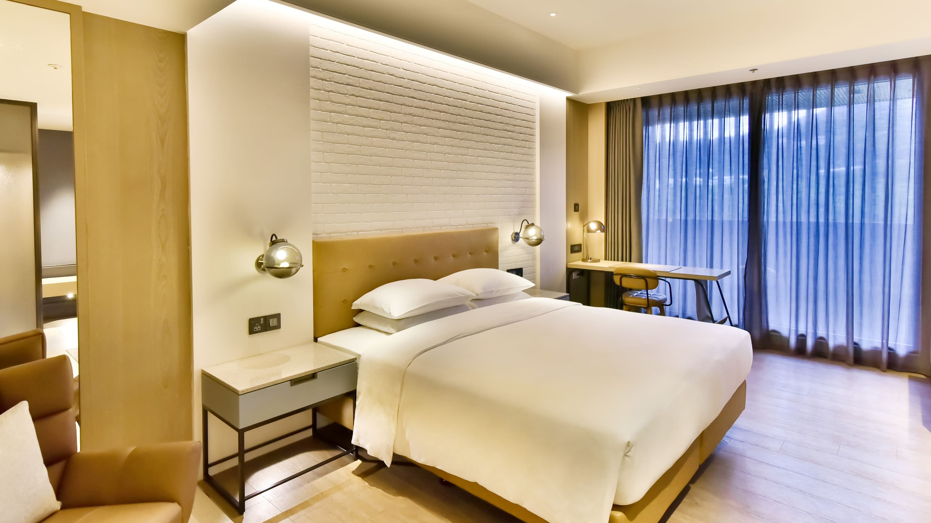 Standard Single/Twin Room - Image 3