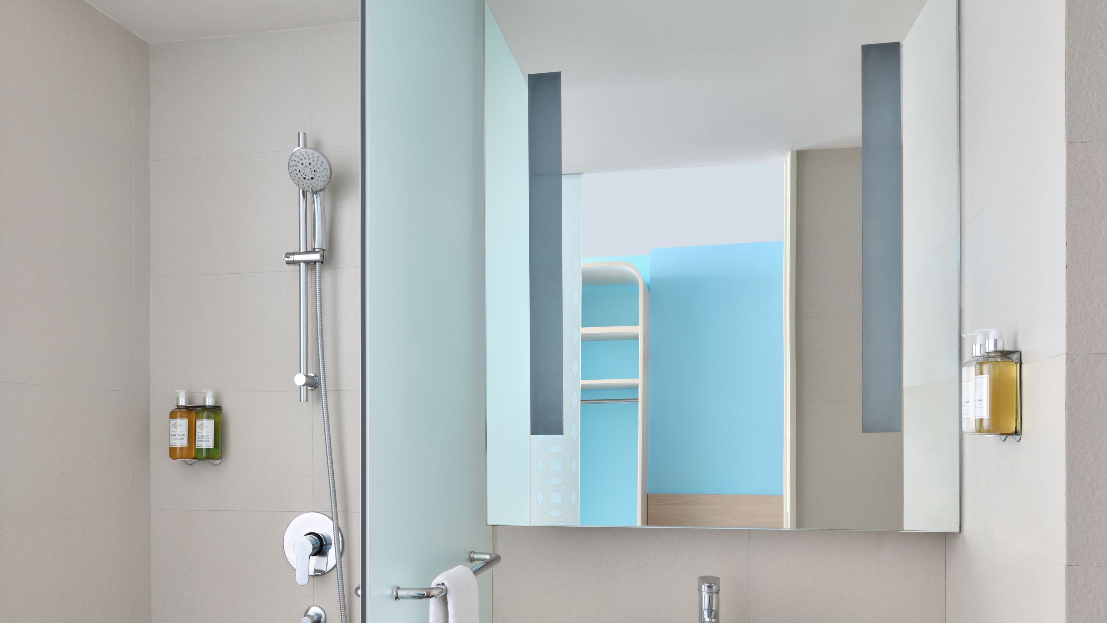 Superior Room - Image 9