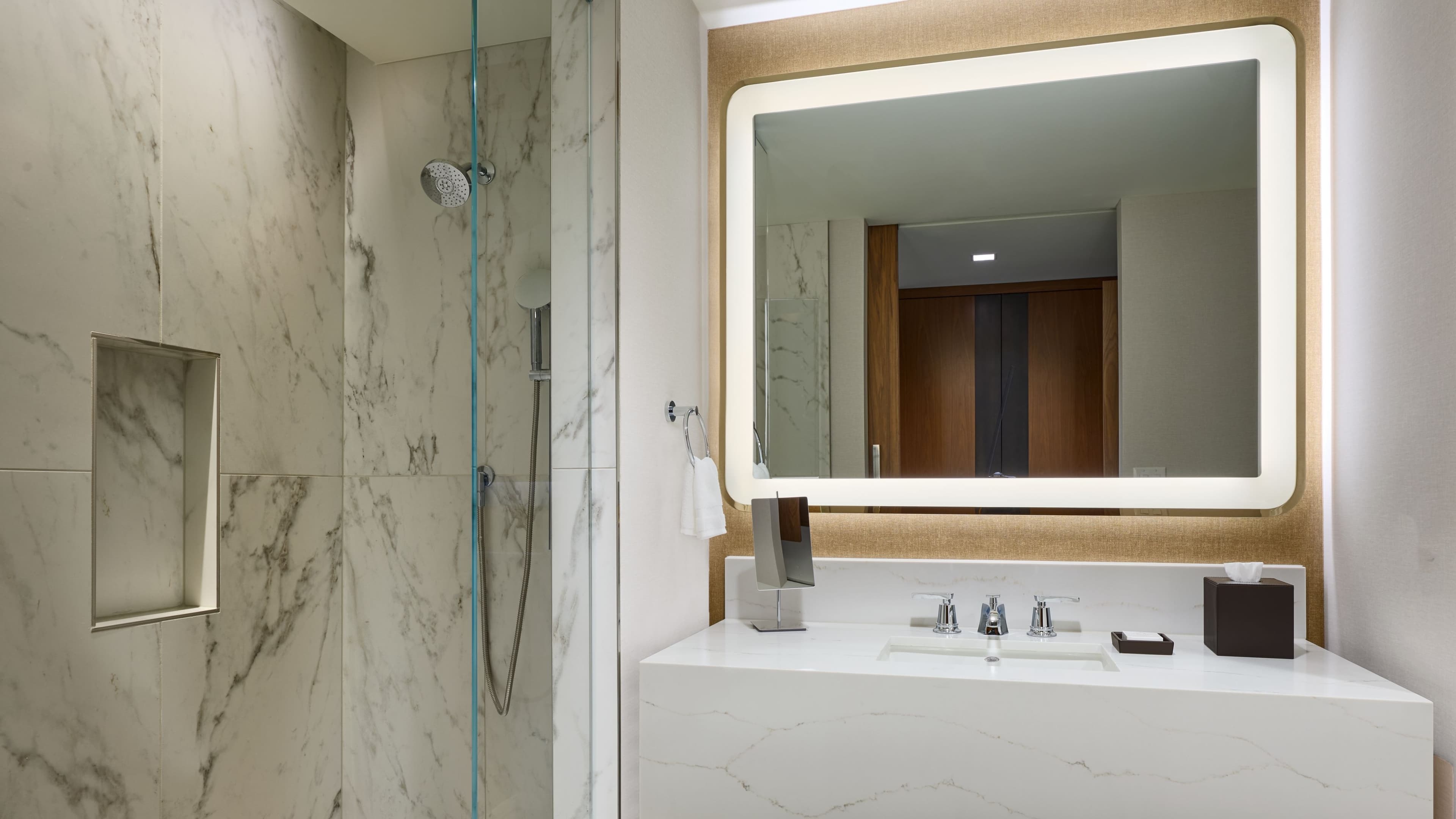 Standard King - Image 8