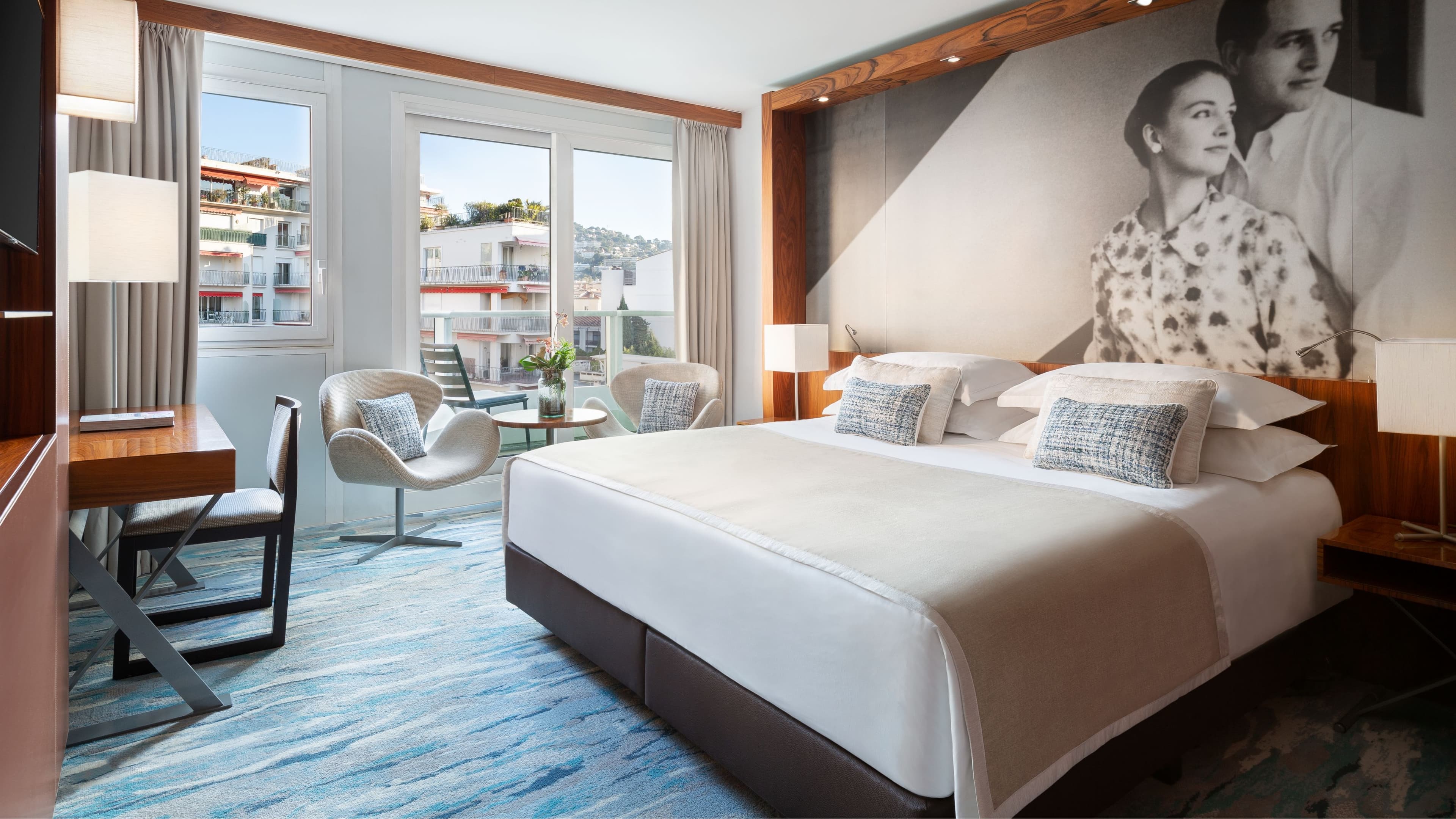 Deluxe Guest room - Image 2