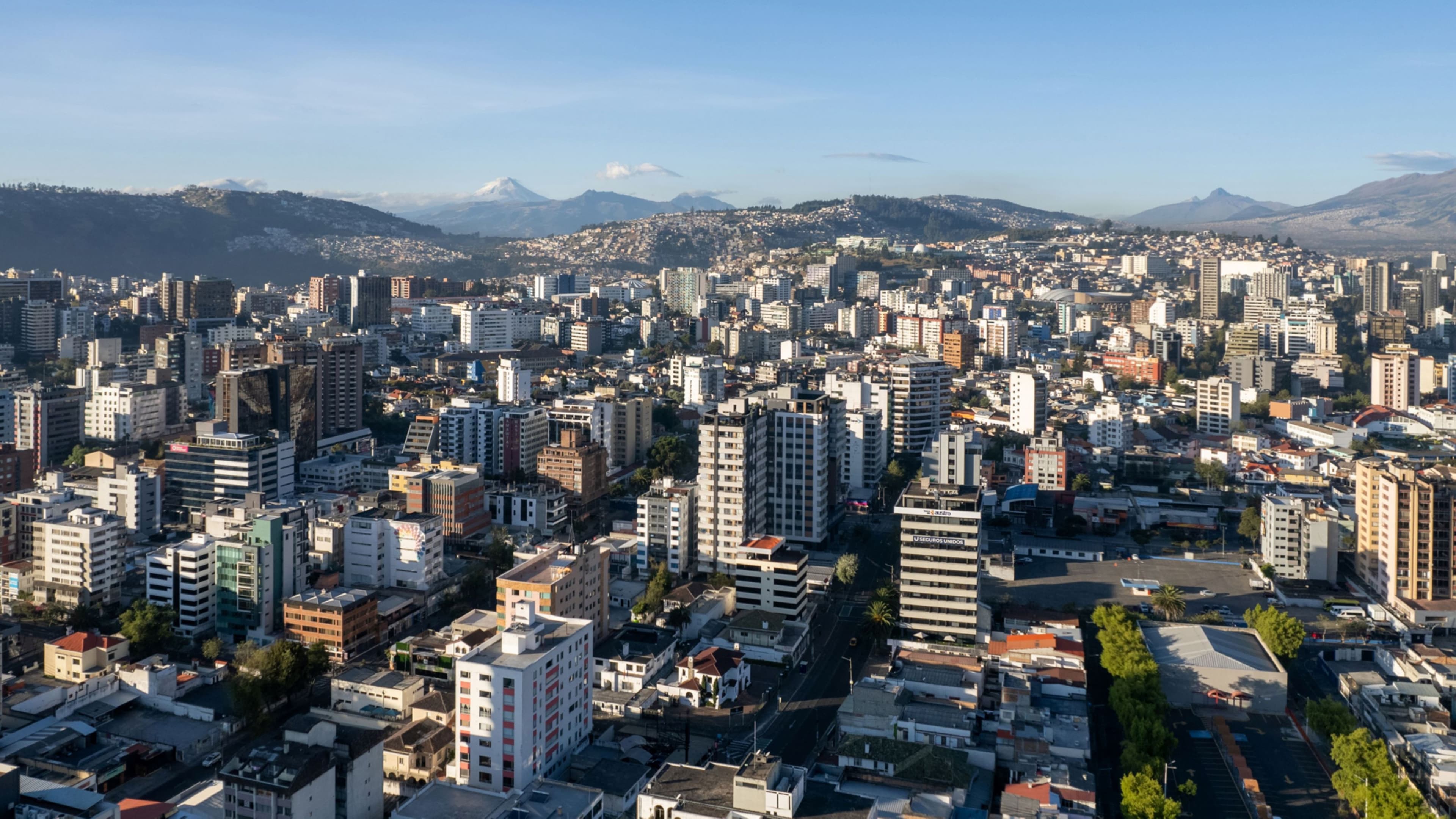 Deluxe 2 Double beds room - Image 3