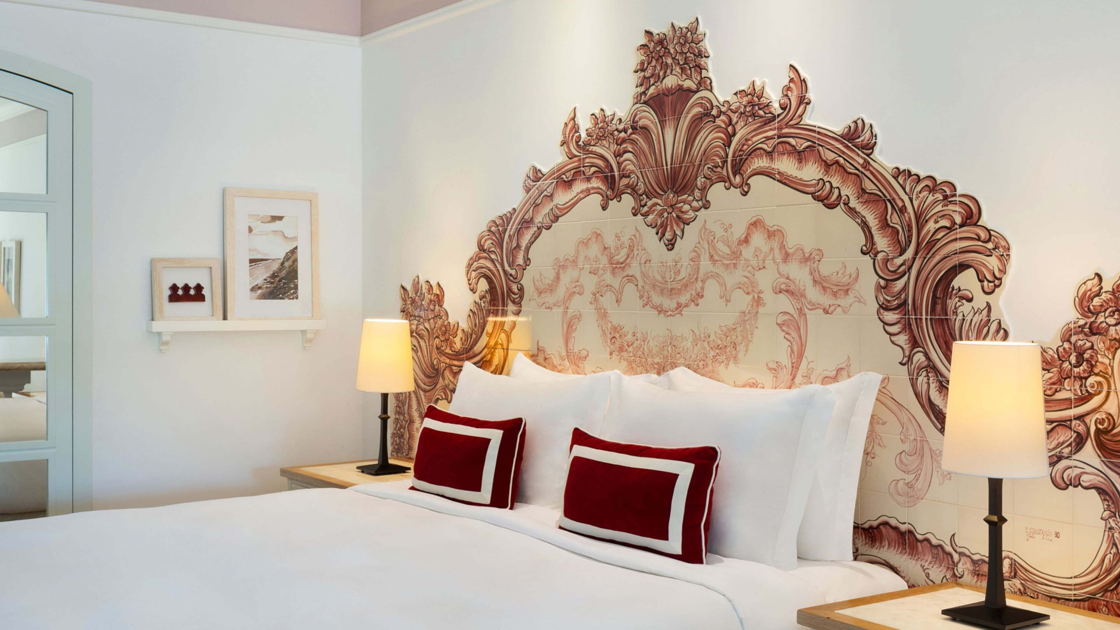 Deluxe Room Resort View - Image 6