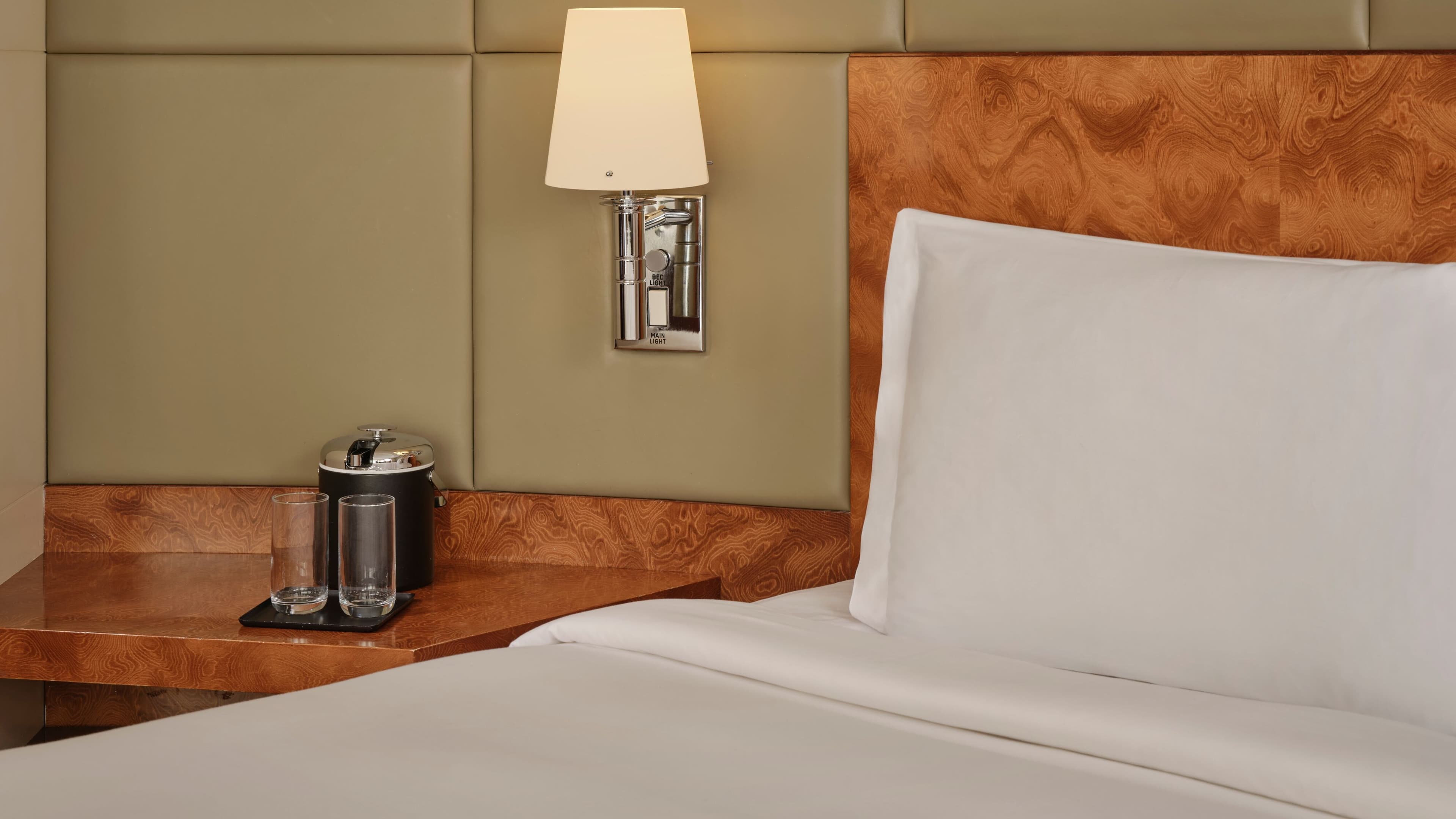 Classic room - Image 6