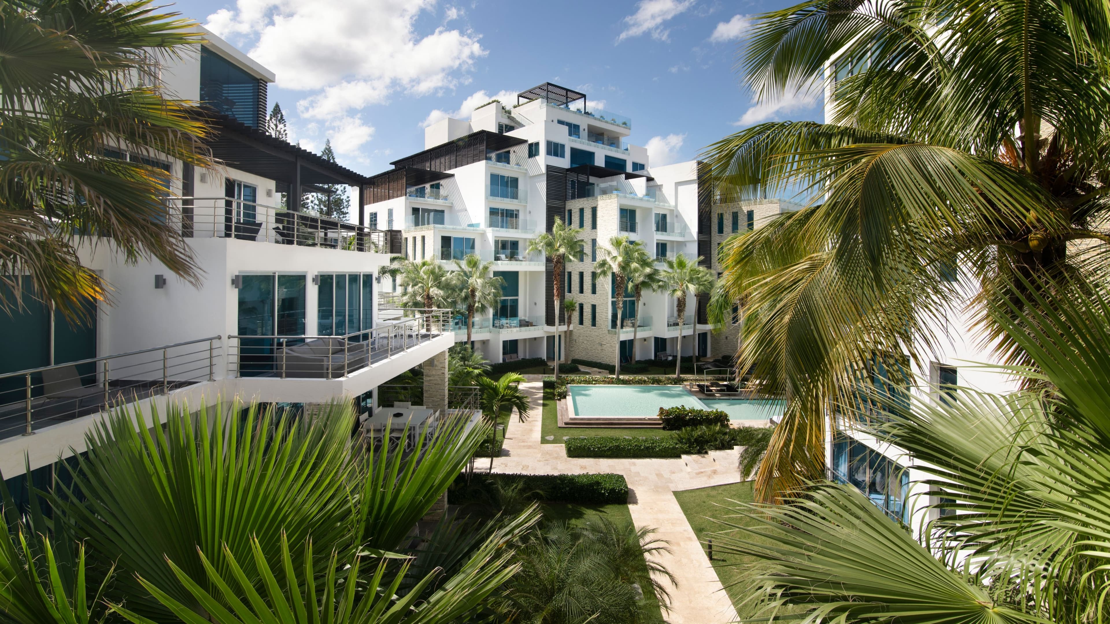 1 Bedroom Suite - Image 4