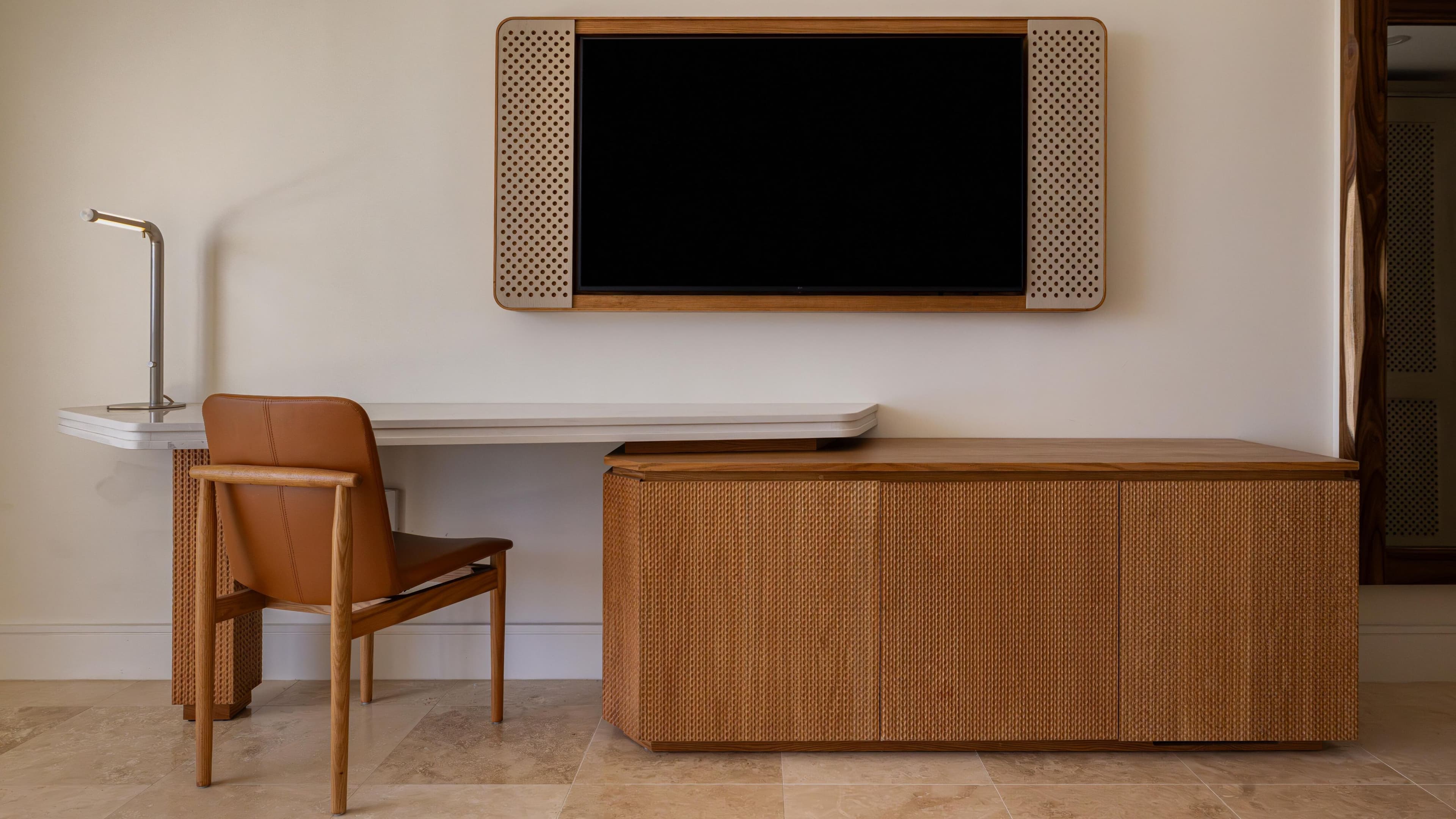 Deluxe Guest room - Image 3