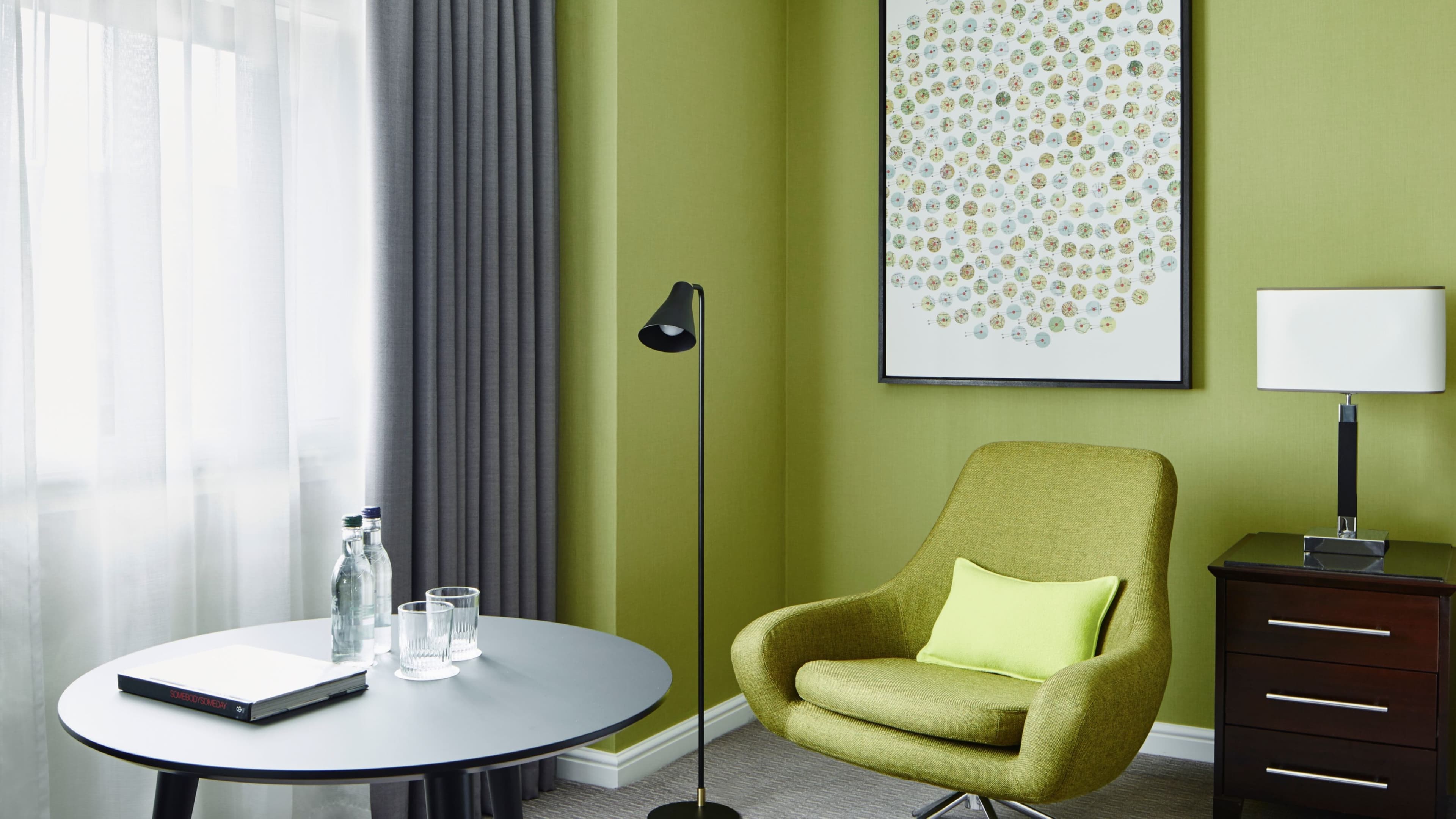 Deluxe Room - Image 3