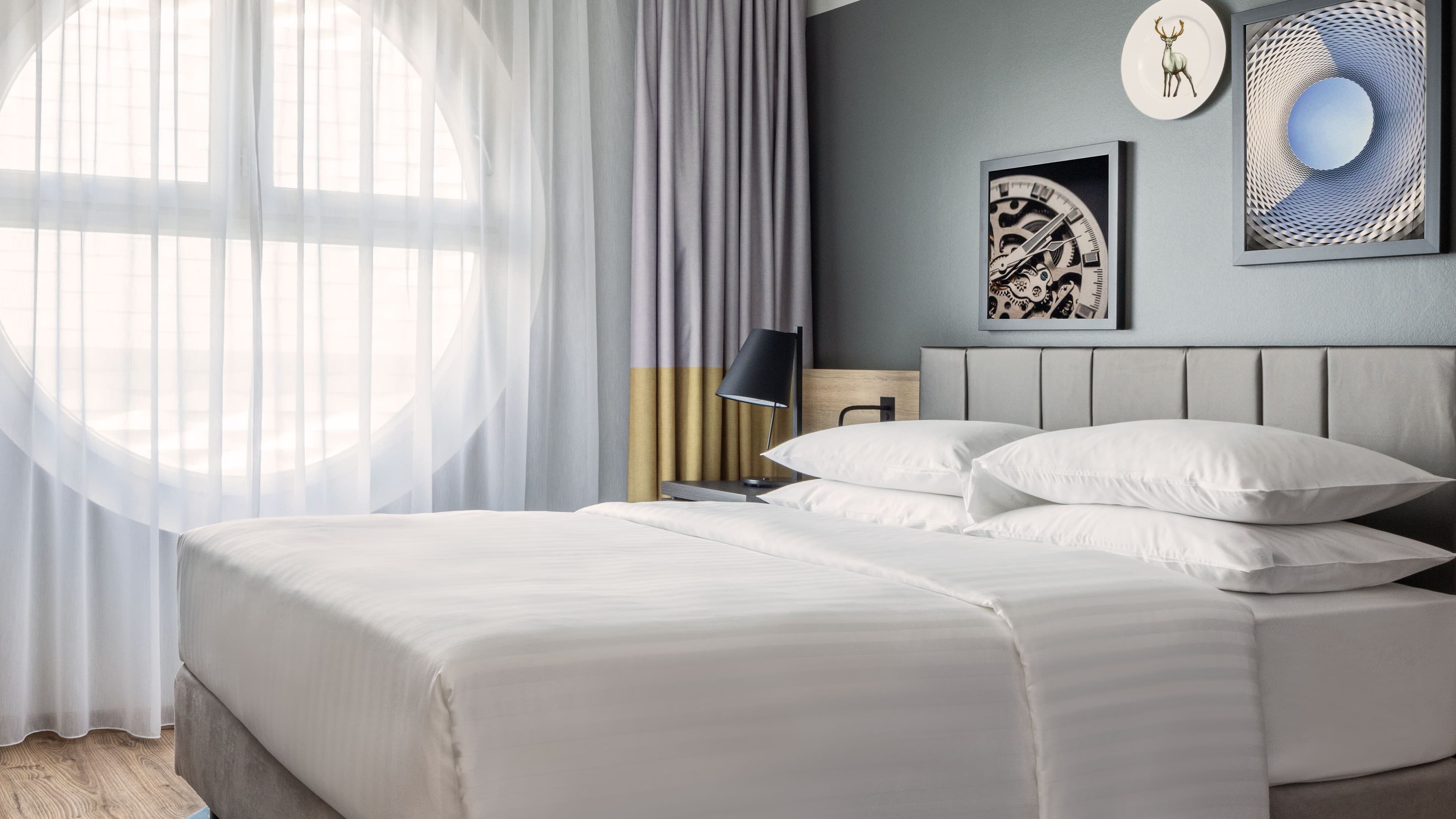 Superior Queen - Image 2