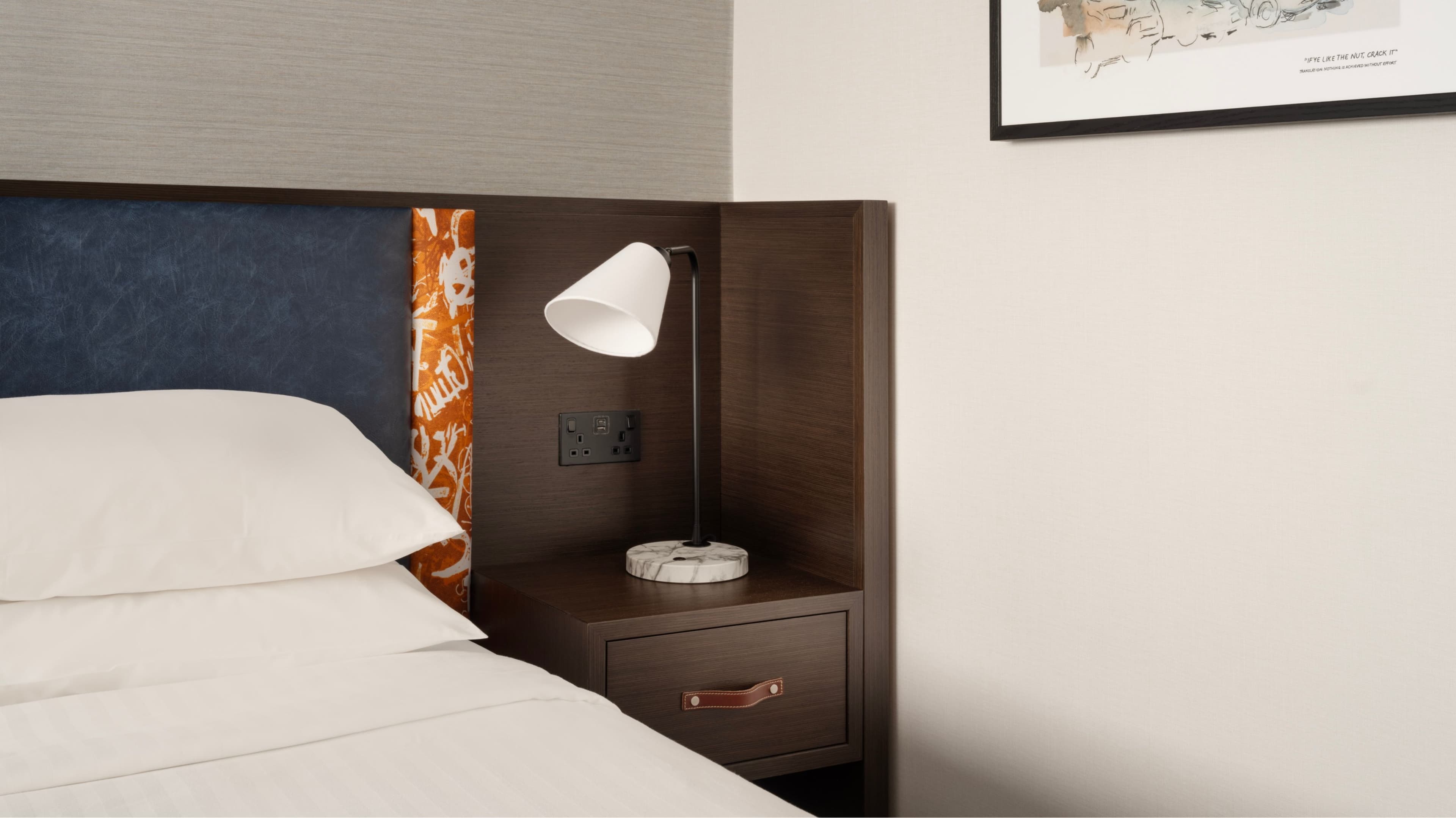 Deluxe Guest room - Image 4