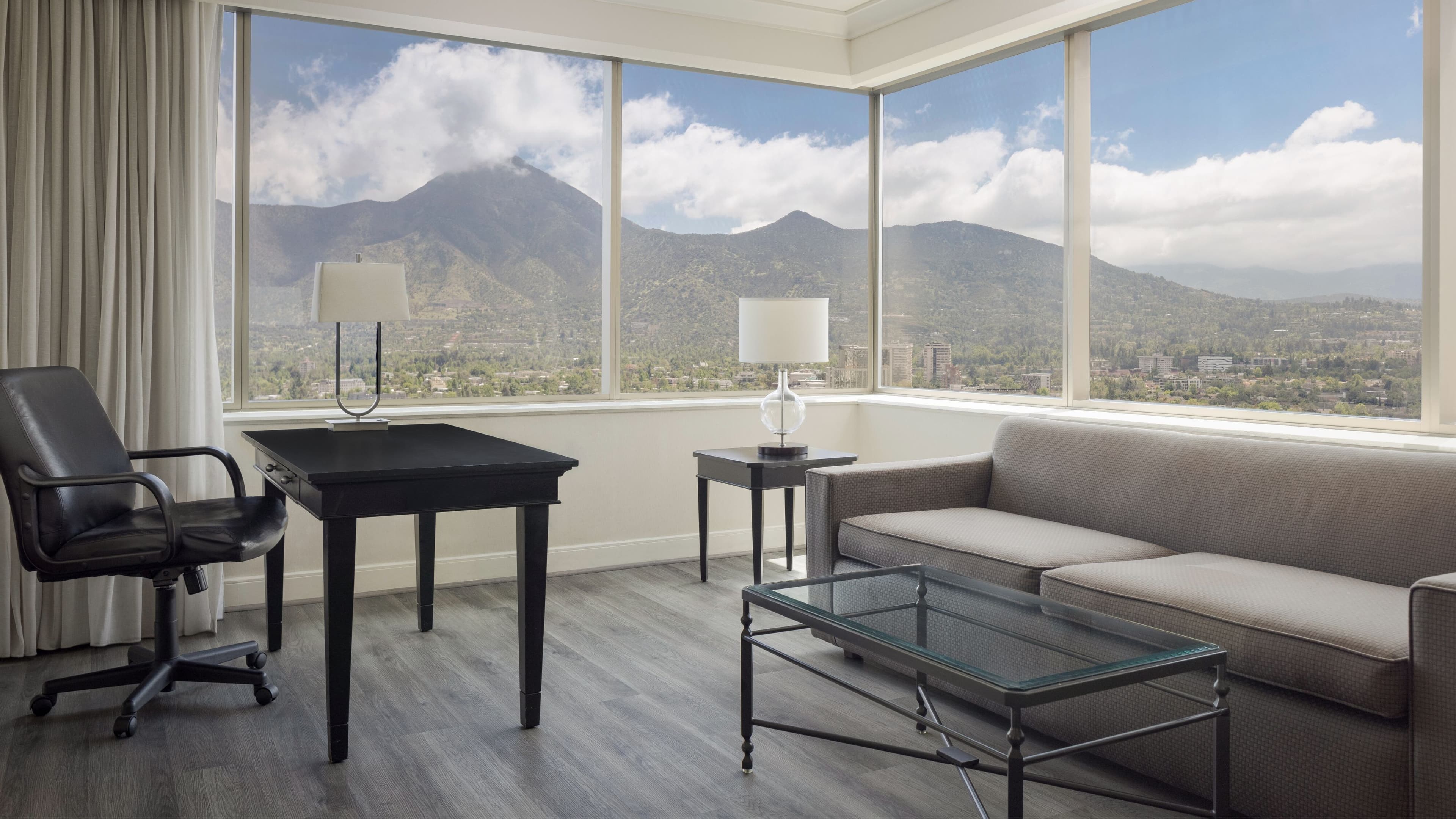 Deluxe Guest room - Image 2