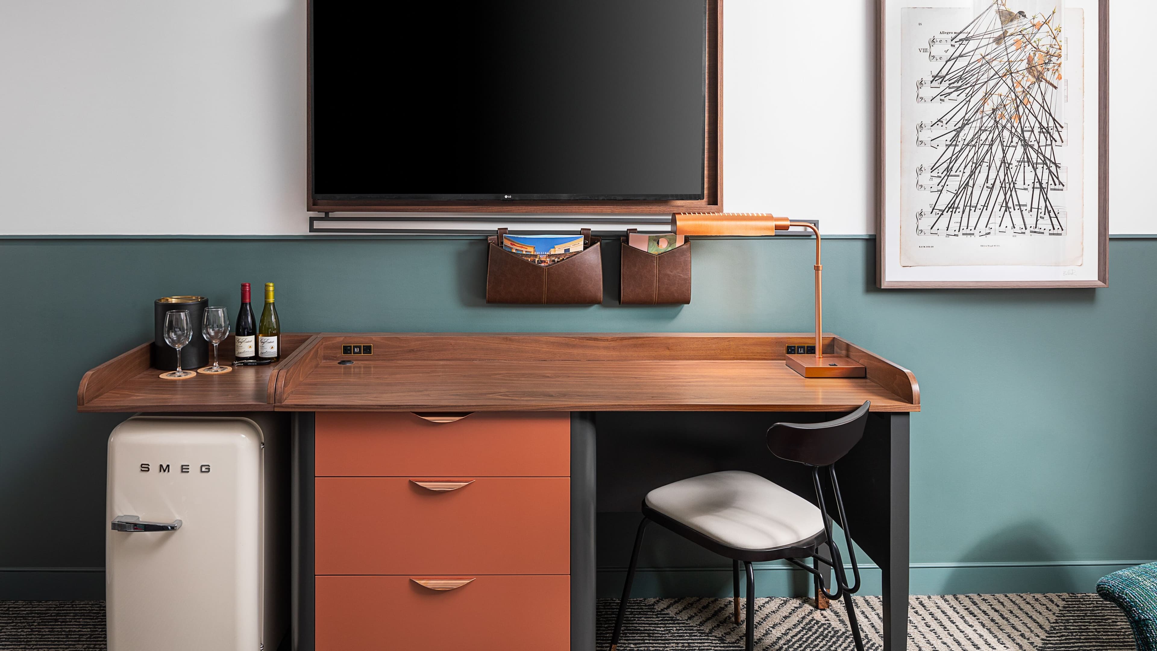 Guestroom One King Bed - Image 4