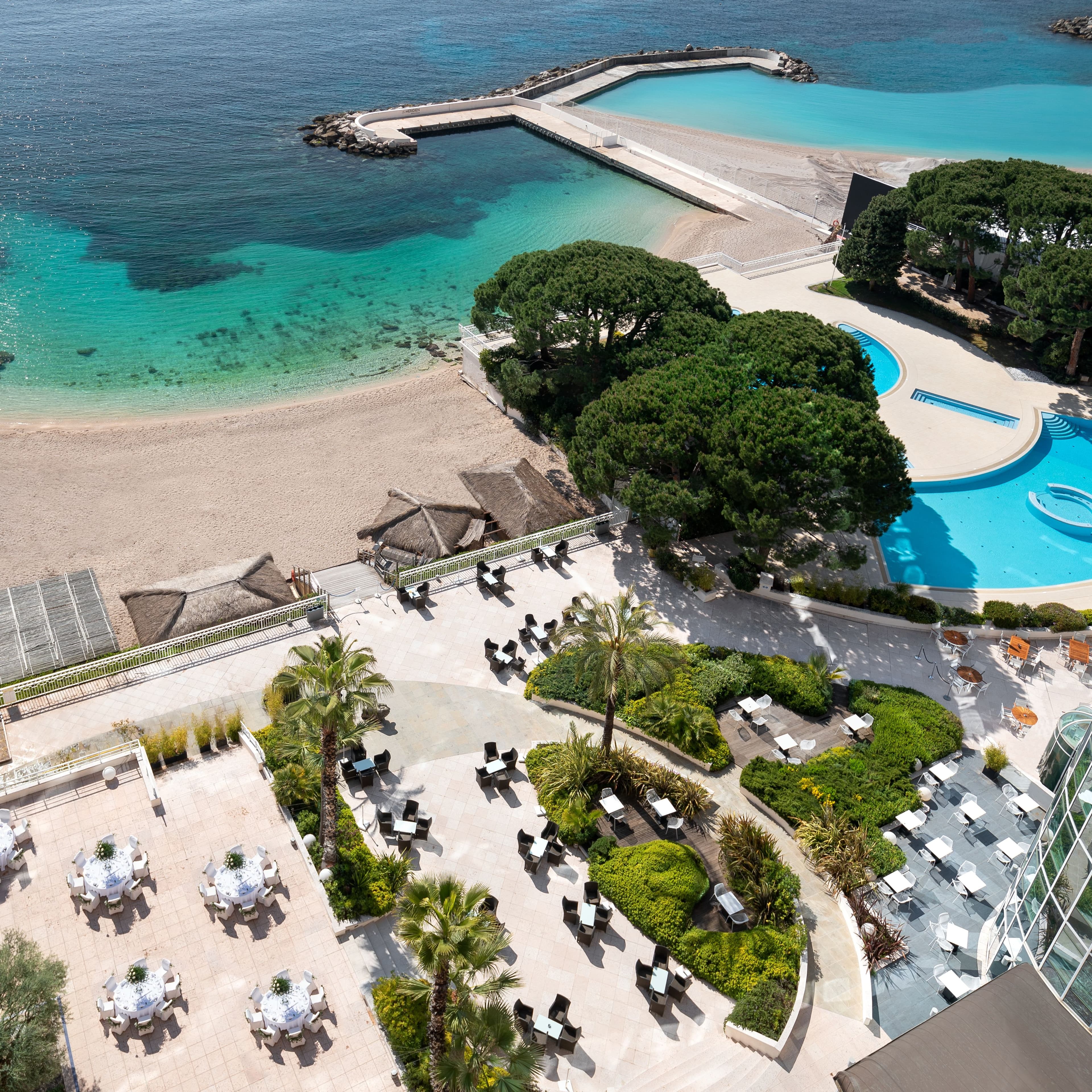 Le Méridien Beach Plaza