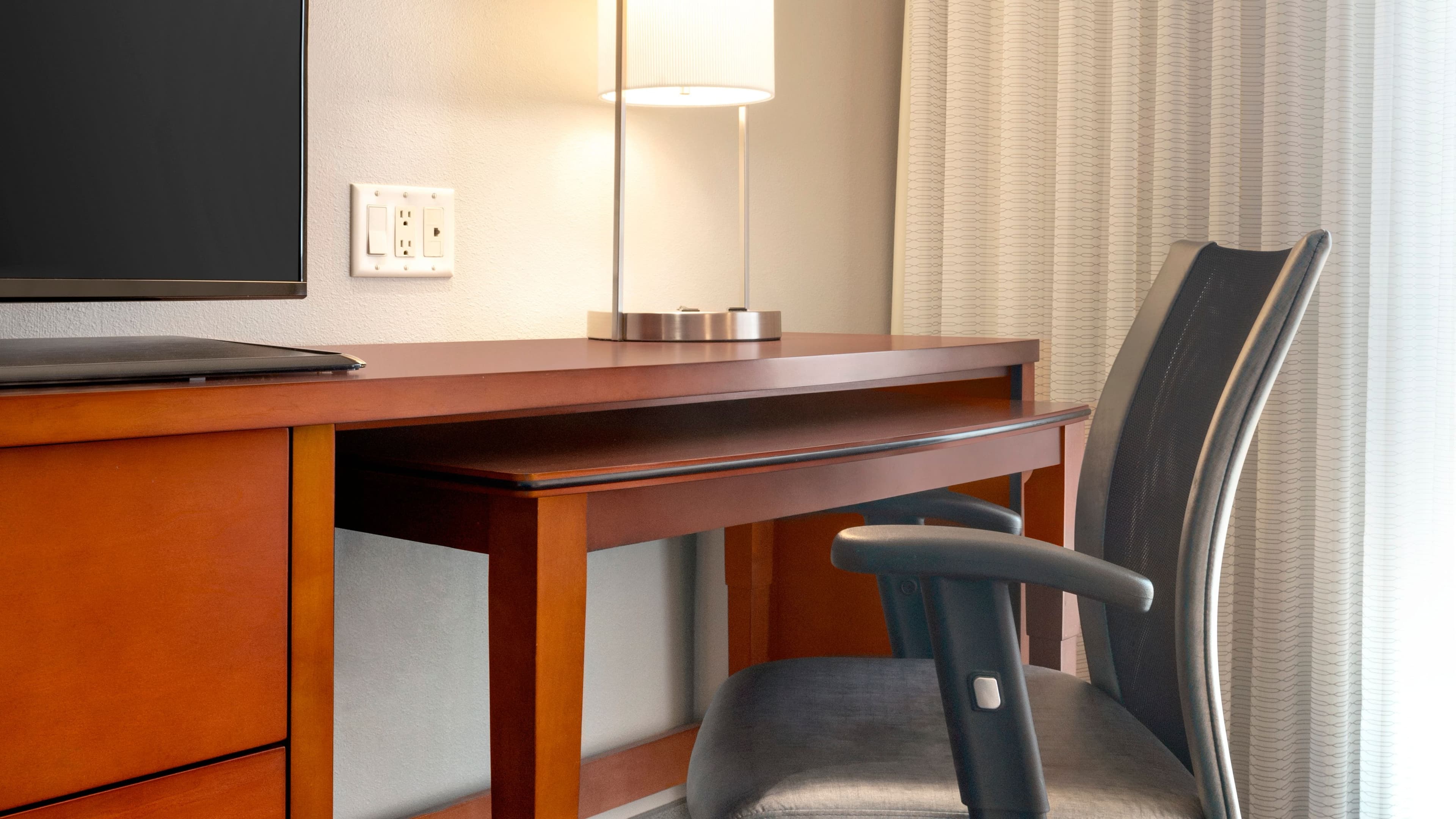 Newly Renovated - Image 7